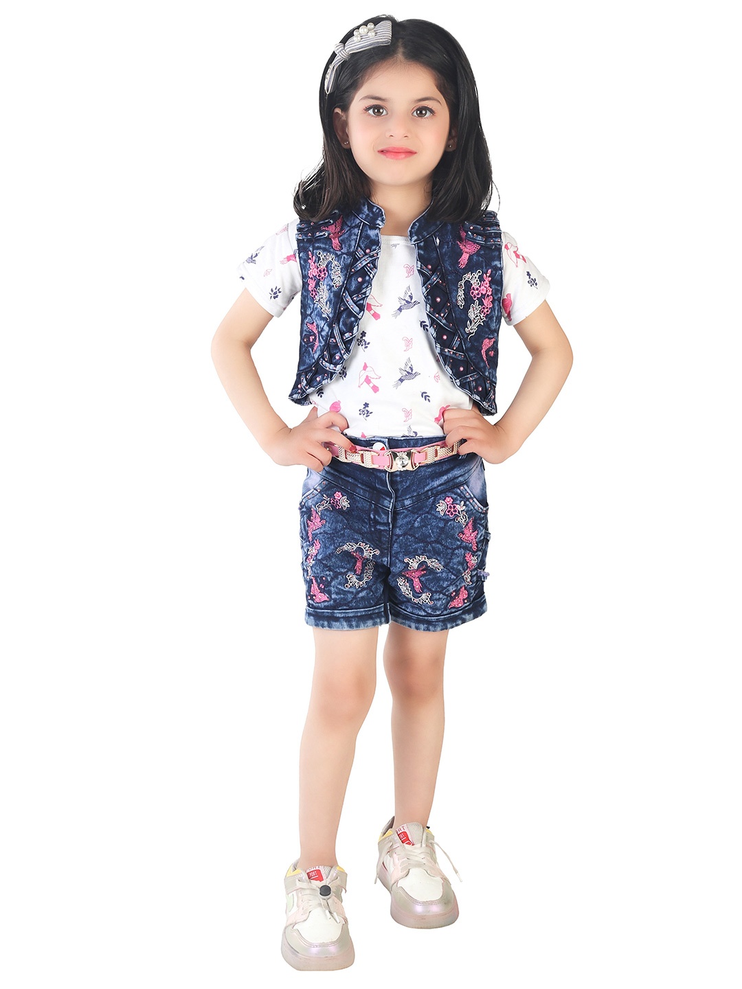 ahhaaaa Girls White & Navy Blue Printed Cotton T-shirt Shorts & Denim Jacket Clothing Set
ahhaaaa Girls White & Navy Blue Printed Cotton T-shirt Shorts & Denim Jacket Clothing Set
