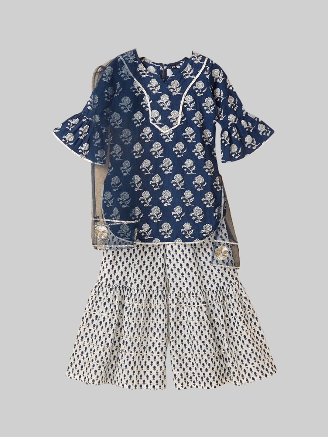 The Magic Wand Girls Blue Ethnic Motifs Panelled Gotta Patti Pure Cotton Kurti with Sharara
The Magic Wand Girls Blue Ethnic Motifs Panelled Gotta Patti Pure Cotton Kurti with Sharara