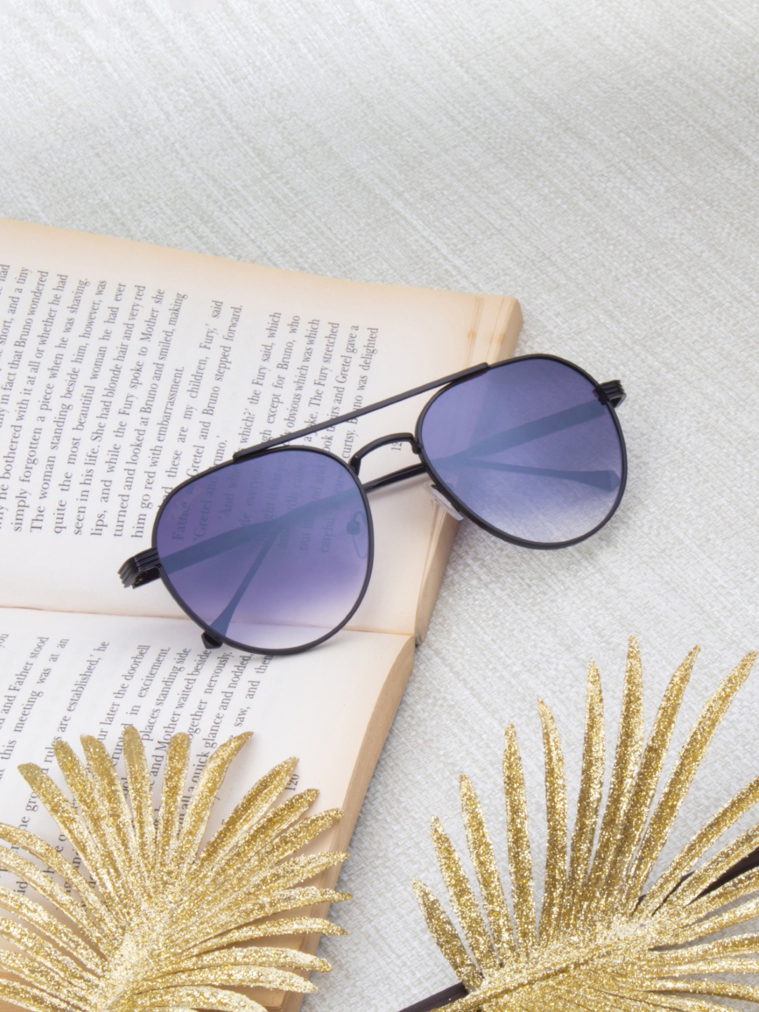 Ted Smith Unisex Purple Lens & Black Aviator Sunglasses with UV Protected Lens BAMB_C4
Ted Smith Unisex Purple Lens & Black Aviator Sunglasses with UV Protected Lens BAMB_C4