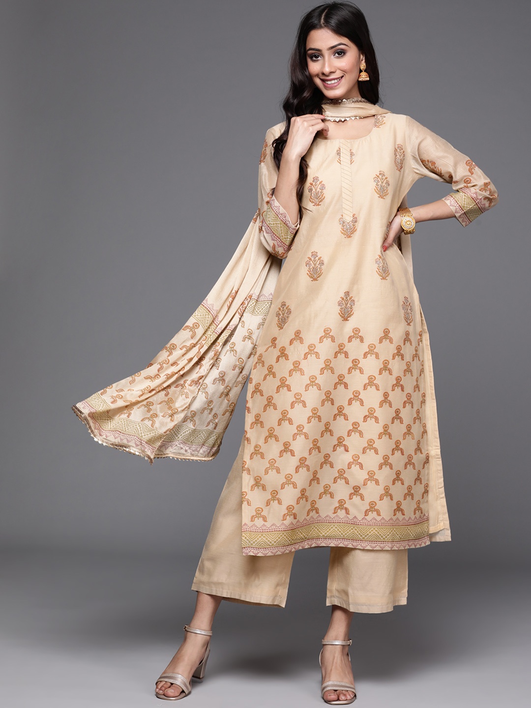 Libas Women Beige & Gold Ethnic Motifs Print Gotta Patti Straight Kurta Palazzos & Dupatta
Libas Women Beige & Gold Ethnic Motifs Print Gotta Patti Straight Kurta Palazzos & Dupatta