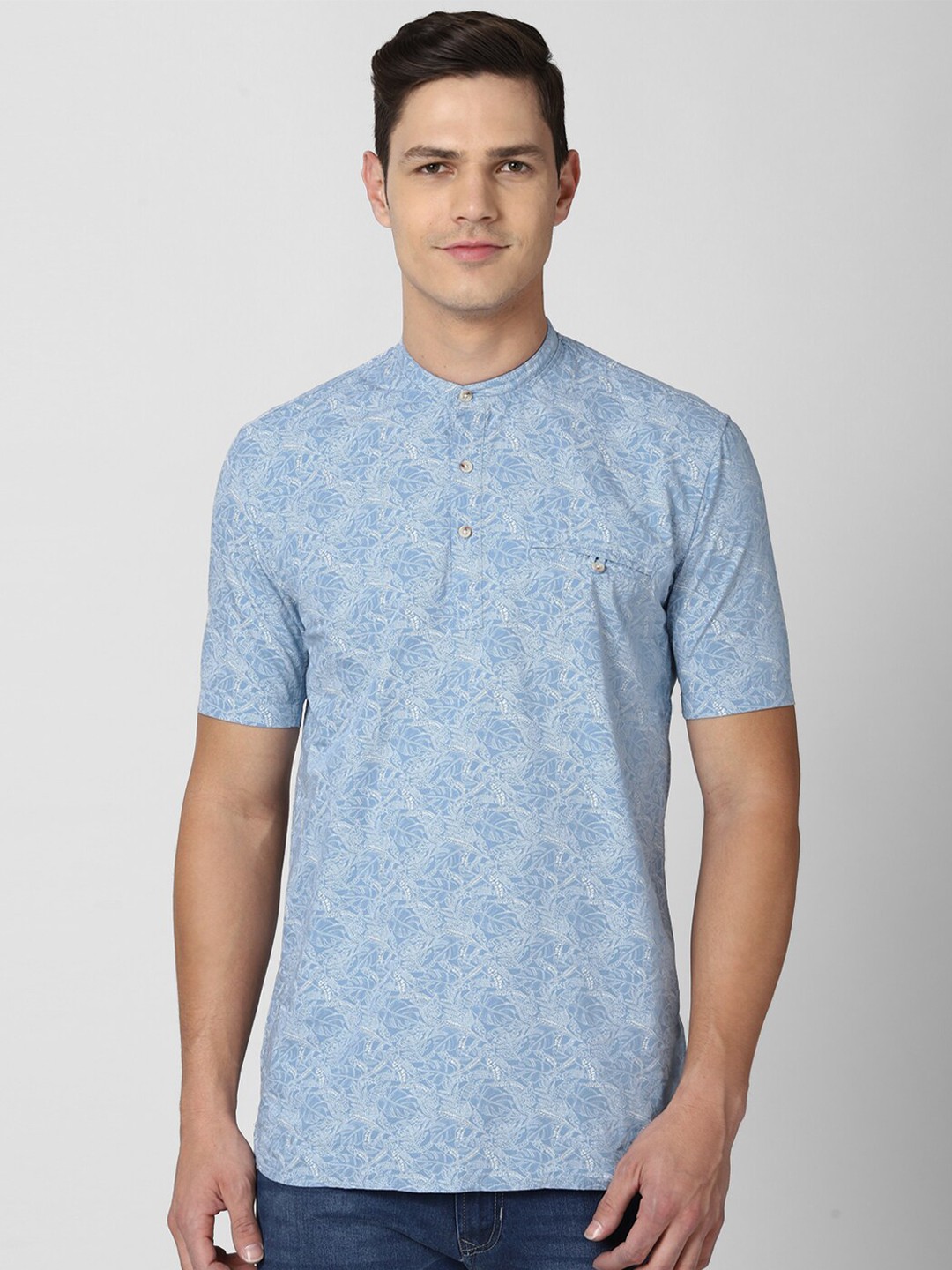 Peter England Casuals Men Blue Slim Fit Floral Mandarin Collar Pure Cotton Casual Shirt
Peter England Casuals Men Blue Slim Fit Floral Mandarin Collar Pure Cotton Casual Shirt