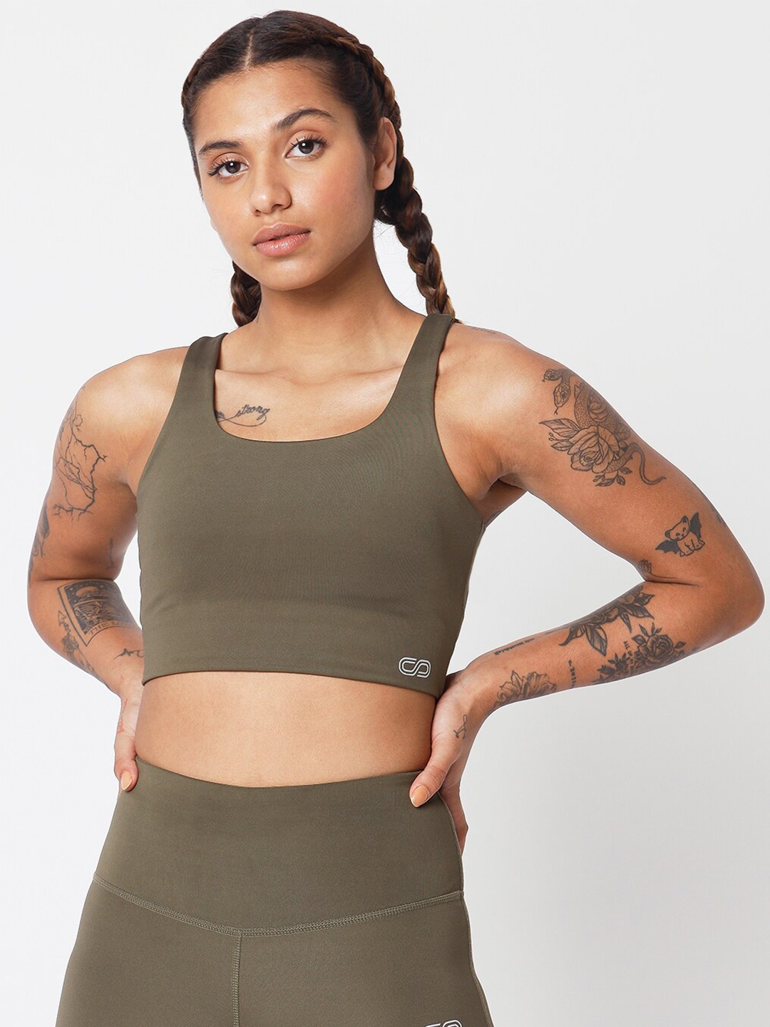 Silvertraq Olive Green Anti-Odour Moisture Wicking Workout Bra - Lightly Padded
Silvertraq Olive Green Anti-Odour Moisture Wicking Workout Bra - Lightly Padded
