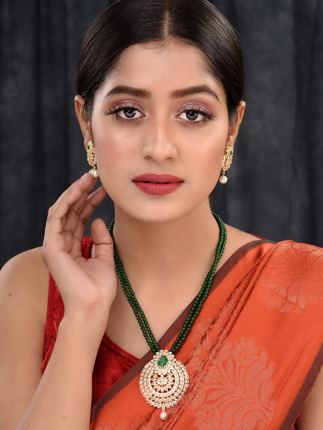 Saraf RS Jewellery GoldPlated Polki Studded With Beads Handcrafted Jewellery Set, Green
Saraf RS Jewellery GoldPlated Polki Studded With Beads Handcrafted Jewellery Set, Green