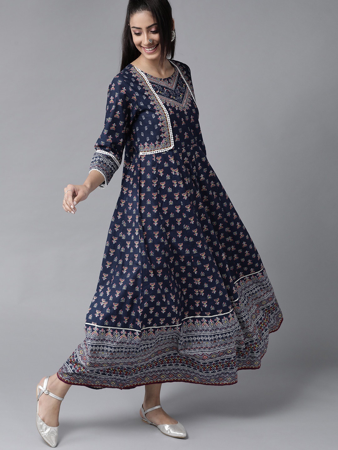Juniper Women Navy Blue & Red Ethnic Motifs Indigo Cambric Printed Cotton Anarkali Kurta
Juniper Women Navy Blue & Red Ethnic Motifs Indigo Cambric Printed Cotton Anarkali Kurta