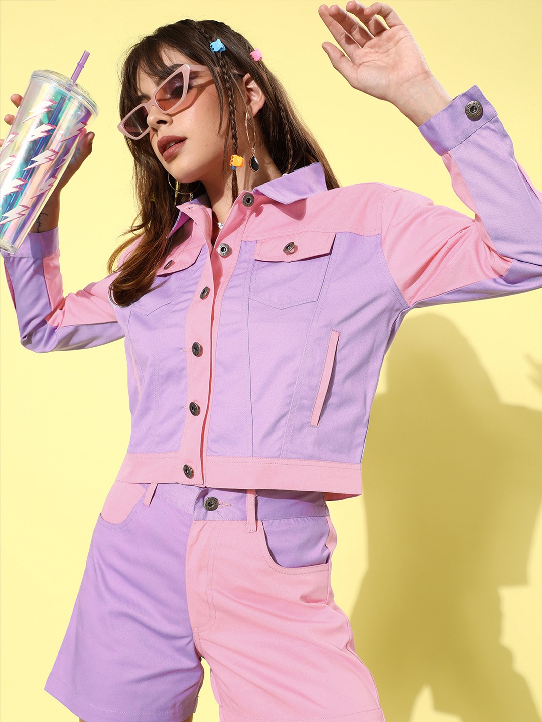 Style Quotient Women Lavender & Pink Pure Cotton Colourblocked Jacket & Shorts Set
Style Quotient Women Lavender & Pink Pure Cotton Colourblocked Jacket & Shorts Set