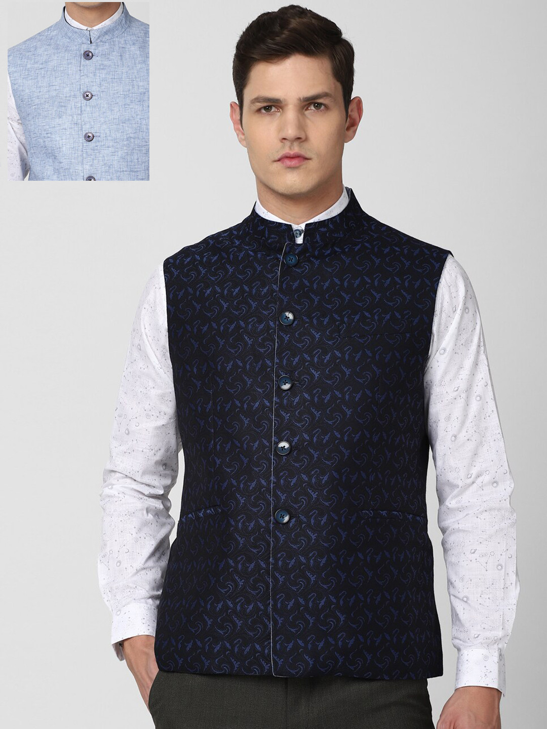 Van Heusen Men Blue & Navy Printed Woven Reversible Nehru Jacket, Navy blue
Van Heusen Men Blue & Navy Printed Woven Reversible Nehru Jacket, Navy blue