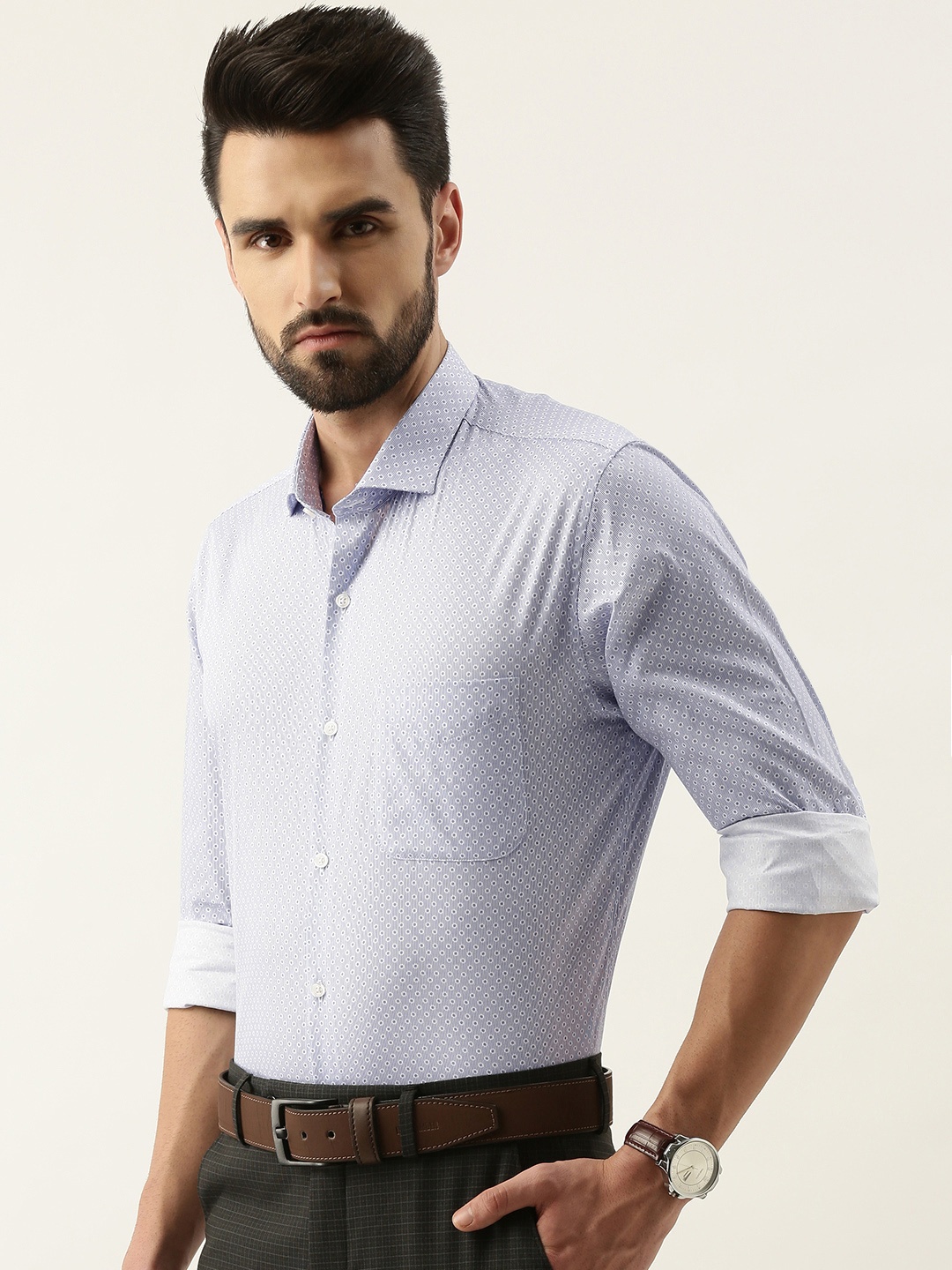 Peter England Men White Slim Fit Geometric Opaque Printed & Striped Pure Cotton Shirt
Peter England Men White Slim Fit Geometric Opaque Printed & Striped Pure Cotton Shirt