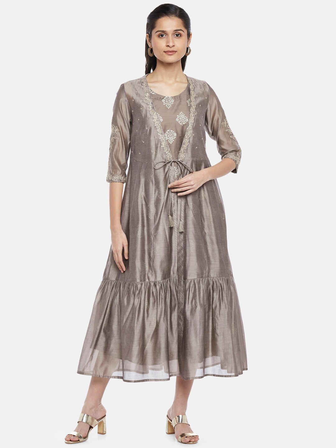 RANGMANCH BY PANTALOONS Brown Ethnic Motifs Printed Ethnic Layered A-Line Midi Dress
RANGMANCH BY PANTALOONS Brown Ethnic Motifs Printed Ethnic Layered A-Line Midi Dress