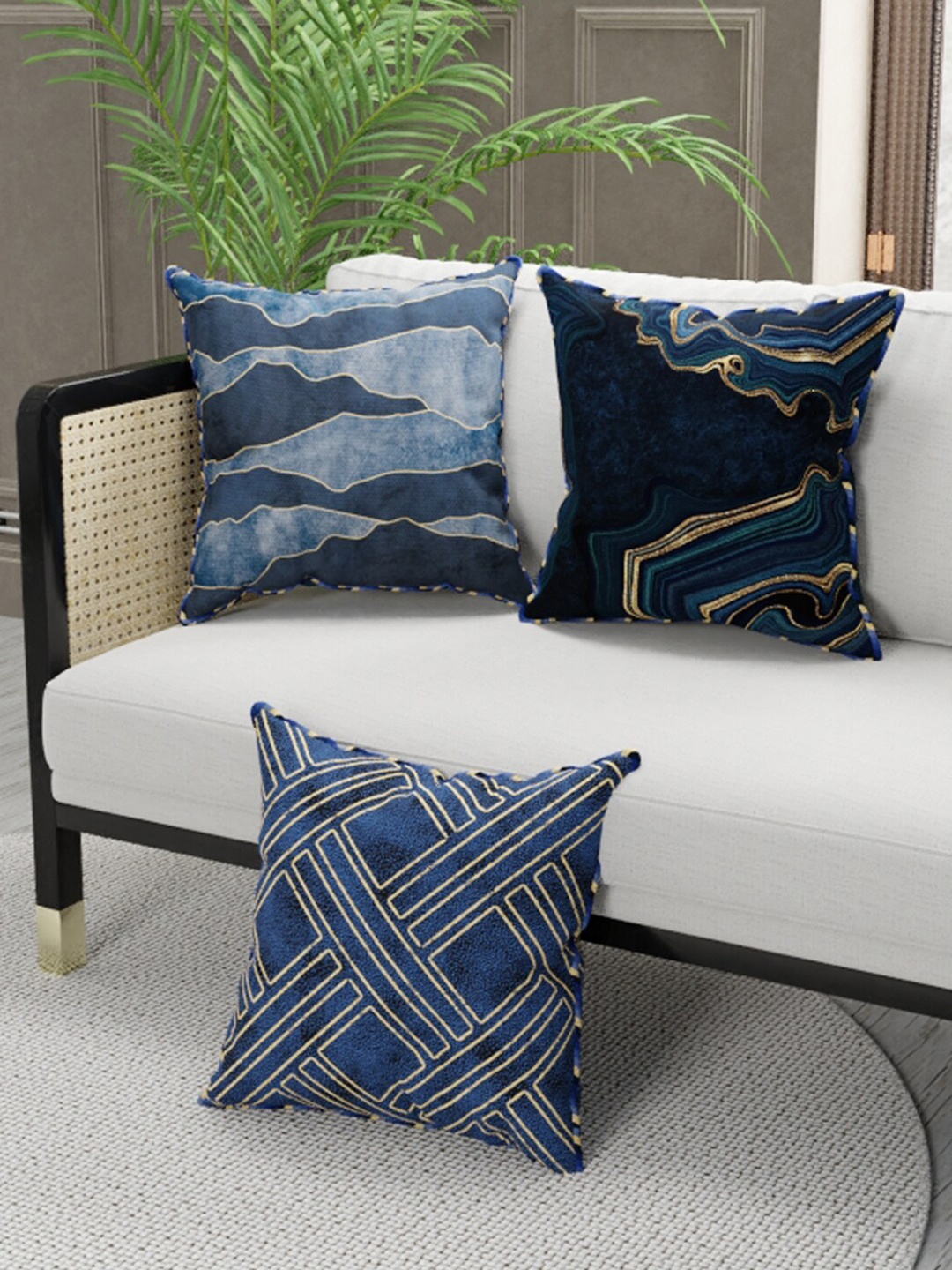 BIANCA Navy Blue & Gold-Toned Set of 3 Abstract Square Cushion Covers
BIANCA Navy Blue & Gold-Toned Set of 3 Abstract Square Cushion Covers