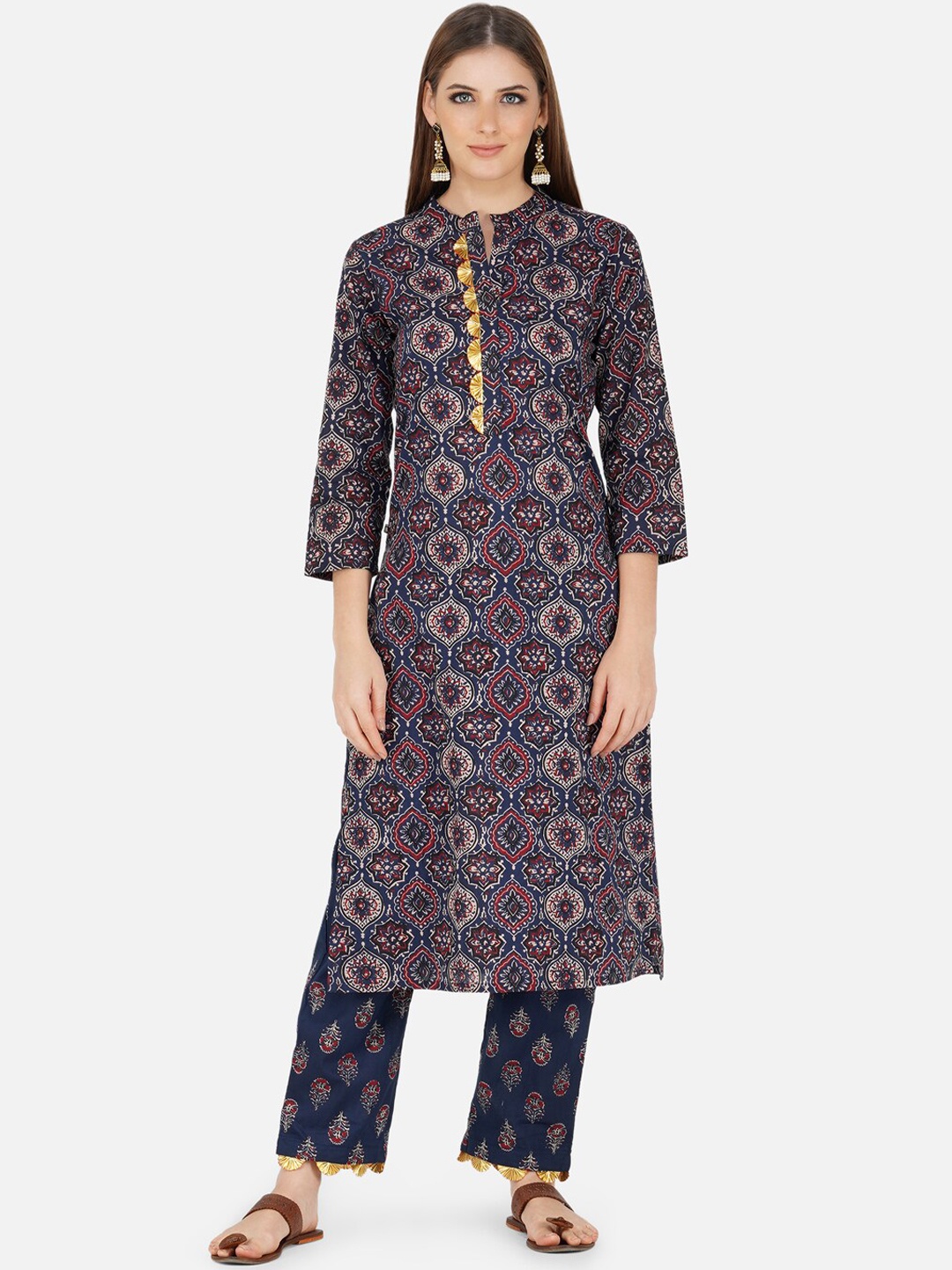 FABNEST Women Navy Blue Ethnic Motifs Printed Gotta Patti Pure Cotton Kurta & Trousers
FABNEST Women Navy Blue Ethnic Motifs Printed Gotta Patti Pure Cotton Kurta & Trousers