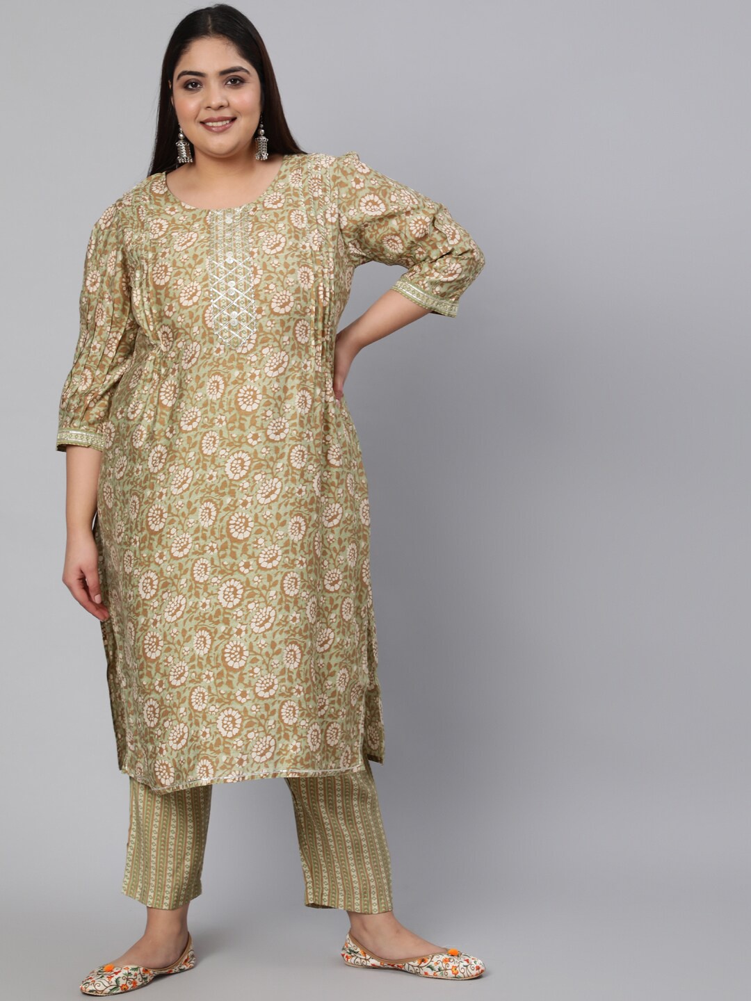 Jaipur Kurti Women Green Floral Printed Pleated Gotta Patti Chanderi Cotton Kurti with Trousers
Jaipur Kurti Women Green Floral Printed Pleated Gotta Patti Chanderi Cotton Kurti with Trousers