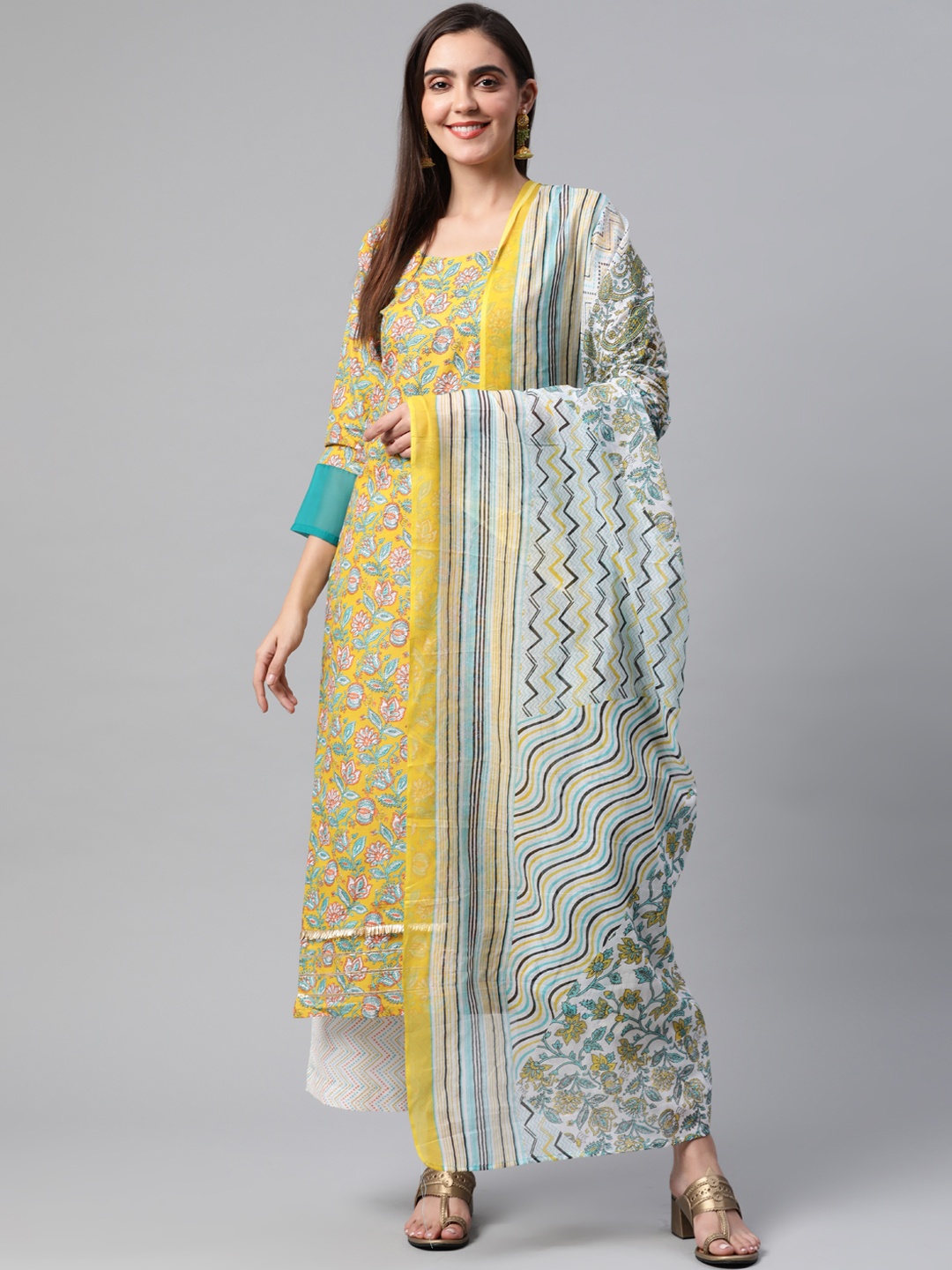 Somras Women Yellow Ethnic Motifs Printed Pure Cotton Kurta with Palazzos & With Dupatta
Somras Women Yellow Ethnic Motifs Printed Pure Cotton Kurta with Palazzos & With Dupatta