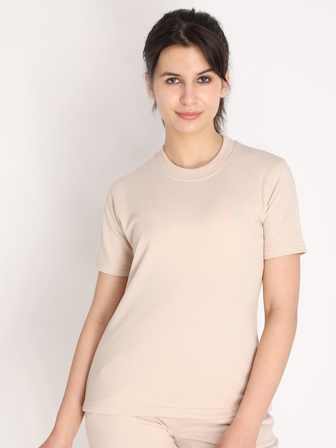 CHKOKKO Women Beige Regular Fit Cotton Outdoor T-shirt
CHKOKKO Women Beige Regular Fit Cotton Outdoor T-shirt