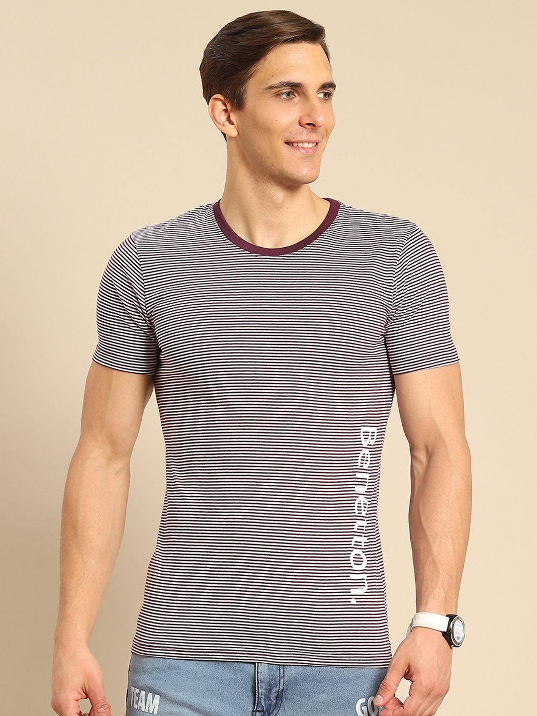 United Colors of Benetton Men Burgundy & White Brand Logo Striped T-shirt
United Colors of Benetton Men Burgundy & White Brand Logo Striped T-shirt