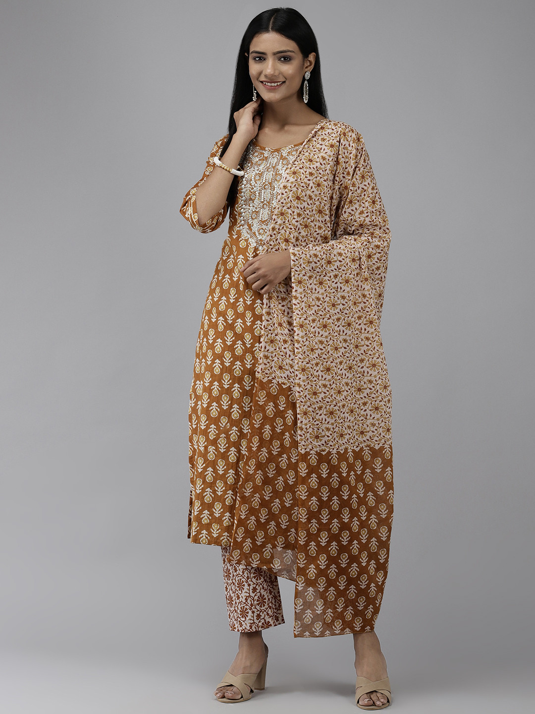 Yufta Women Beige Ethnic Motifs Printed Pure Cotton Kurta with Palazzos & With Dupatta 
Yufta Women Beige Ethnic Motifs Printed Pure Cotton Kurta with Palazzos & With Dupatta