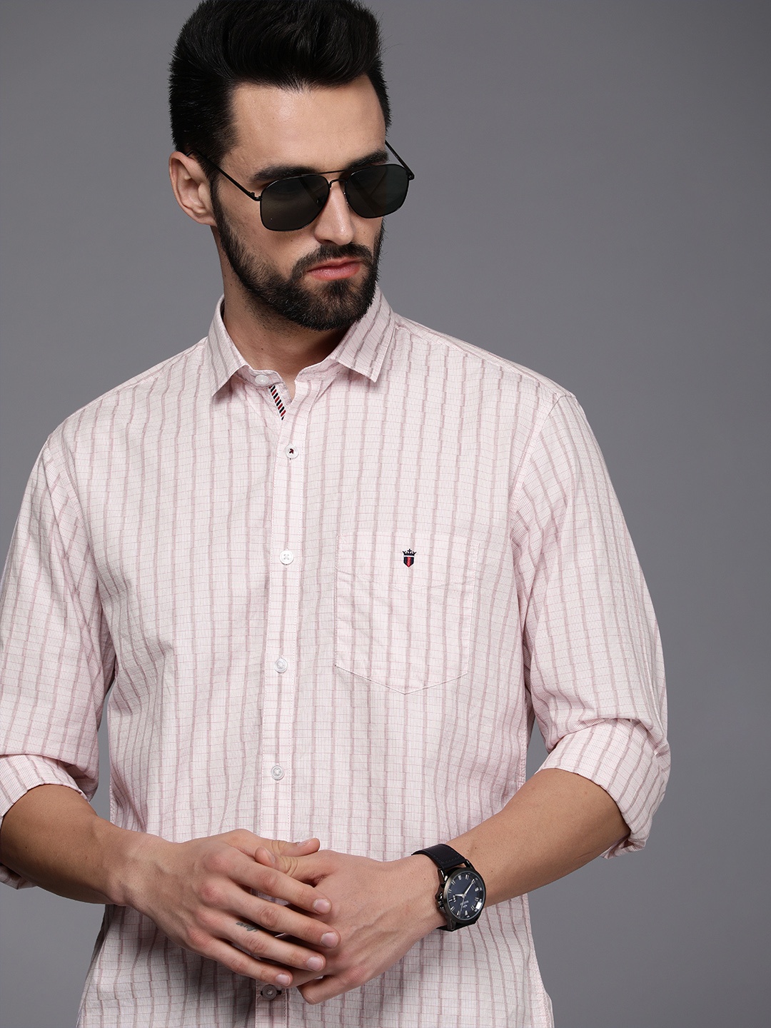 Louis Philippe Sport Men Peach & Purple Slim Fit Striped Casual Pure Cotton Shirt
Louis Philippe Sport Men Peach & Purple Slim Fit Striped Casual Pure Cotton Shirt