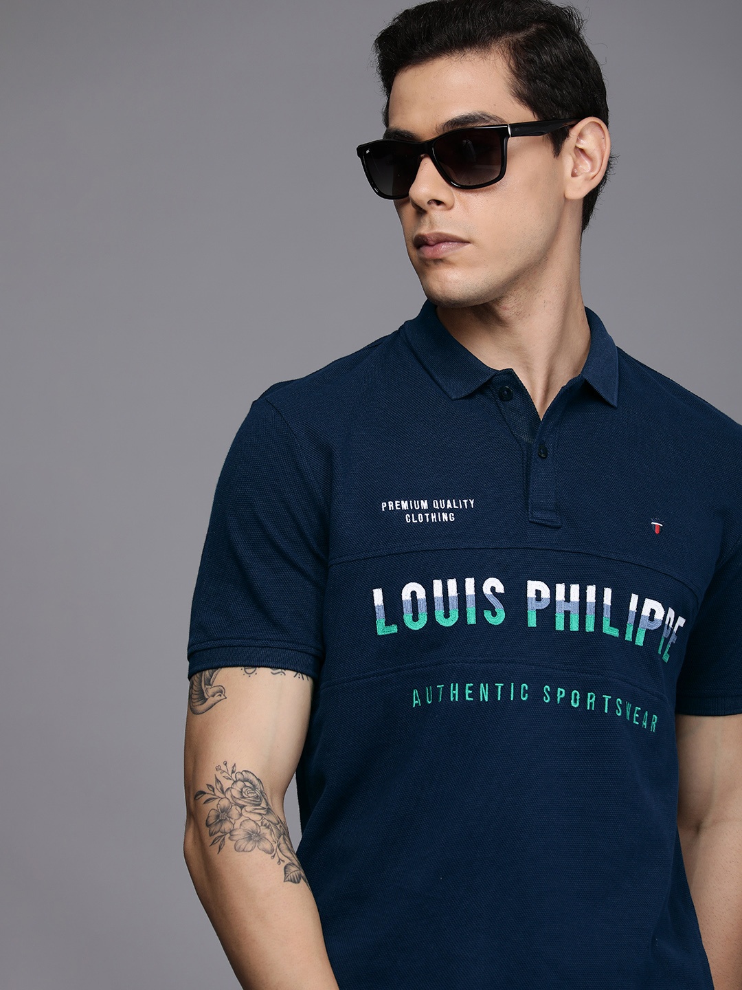 Louis Philippe Sport Men Navy Blue Brand Logo Embroidered Pure Cotton Slim Polo T-shirt
Louis Philippe Sport Men Navy Blue Brand Logo Embroidered Pure Cotton Slim Polo T-shirt