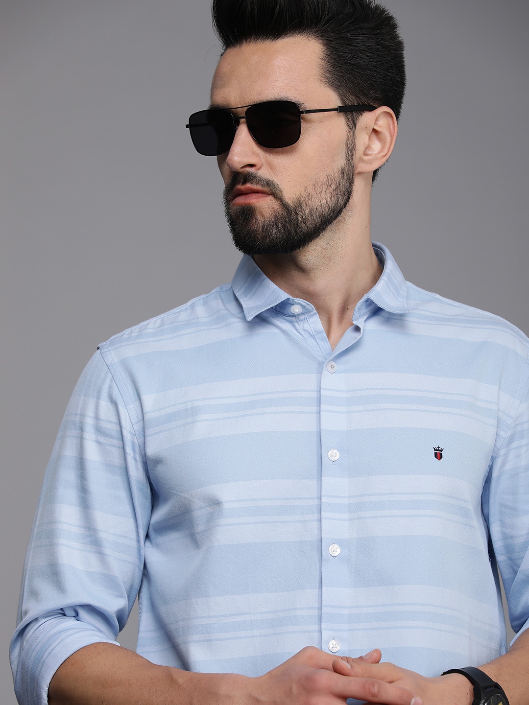 Louis Philippe Sport Men Blue & White Striped Pure Cotton Super Slim Fit Casual Shirt
Louis Philippe Sport Men Blue & White Striped Pure Cotton Super Slim Fit Casual Shirt