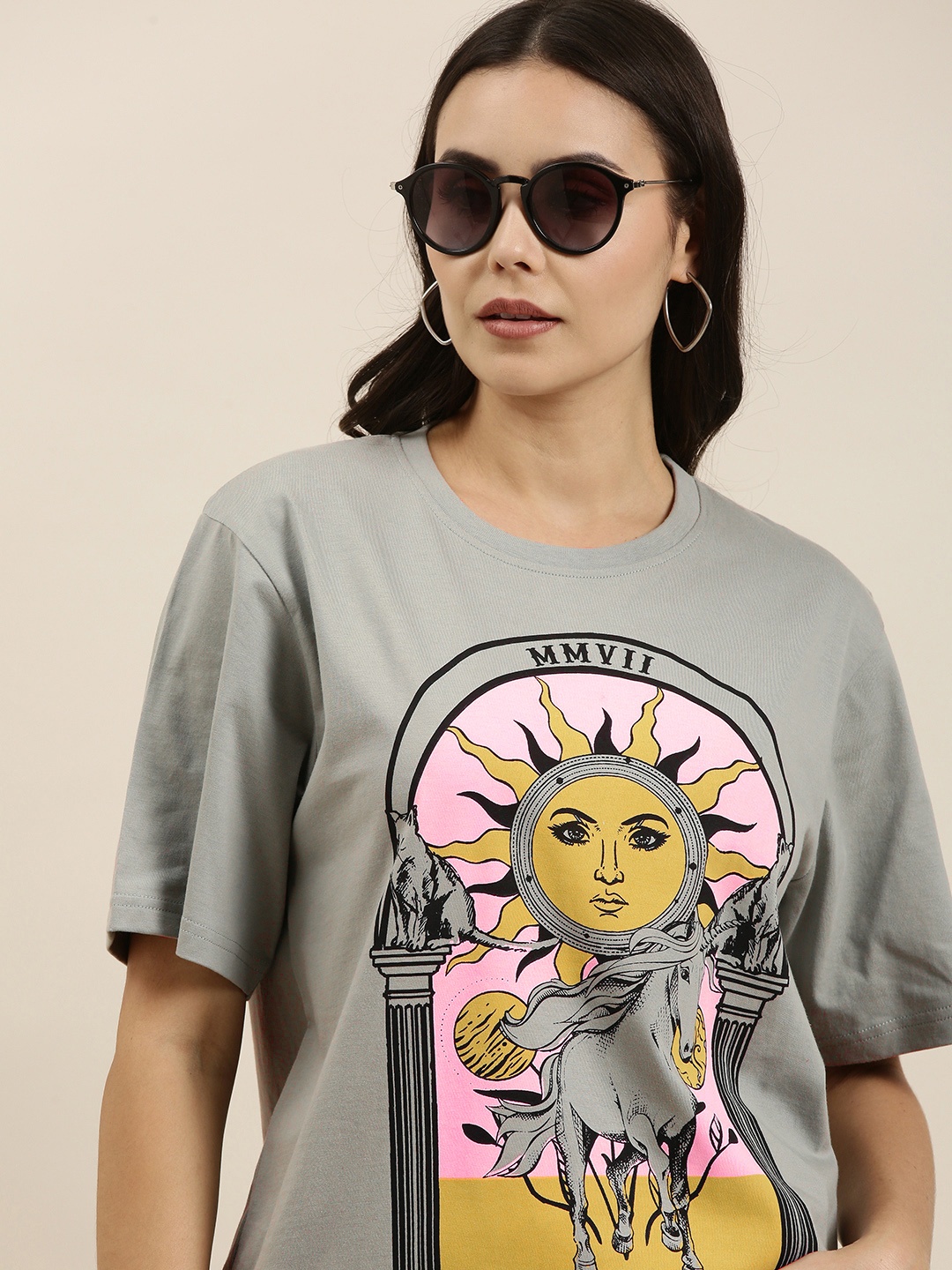 Difference of Opinion Women Grey Conversational Printed Pure Cotton Oversized T-Shirt
Difference of Opinion Women Grey Conversational Printed Pure Cotton Oversized T-Shirt
