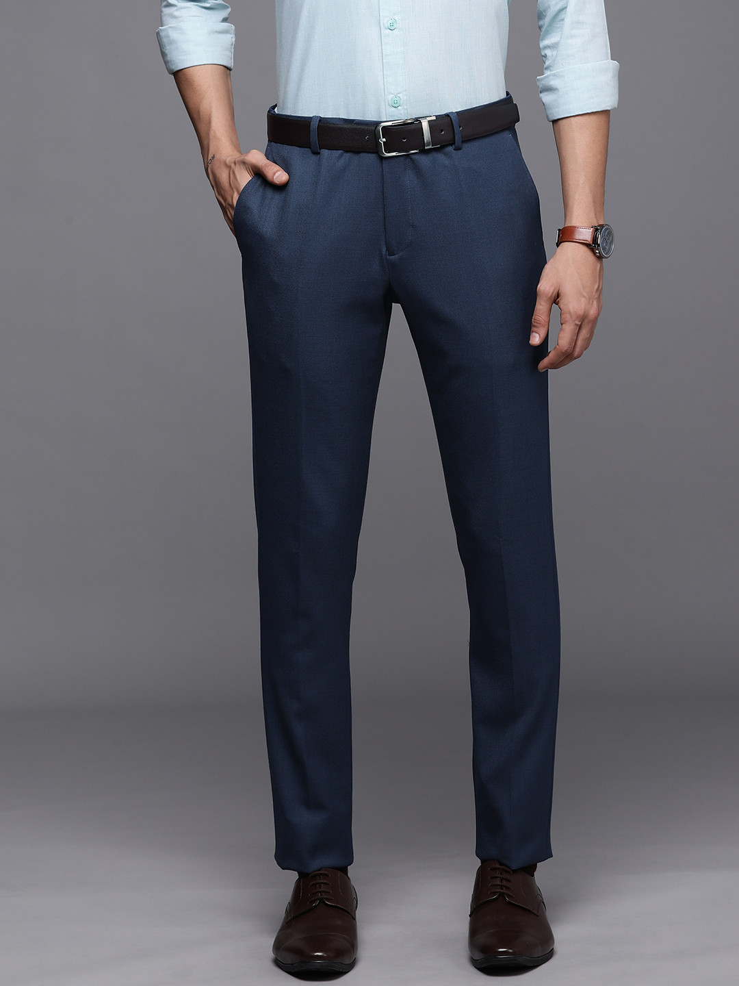 SUITLTD Men Navy Blue Solid Smart Slim Fit Trousers
SUITLTD Men Navy Blue Solid Smart Slim Fit Trousers