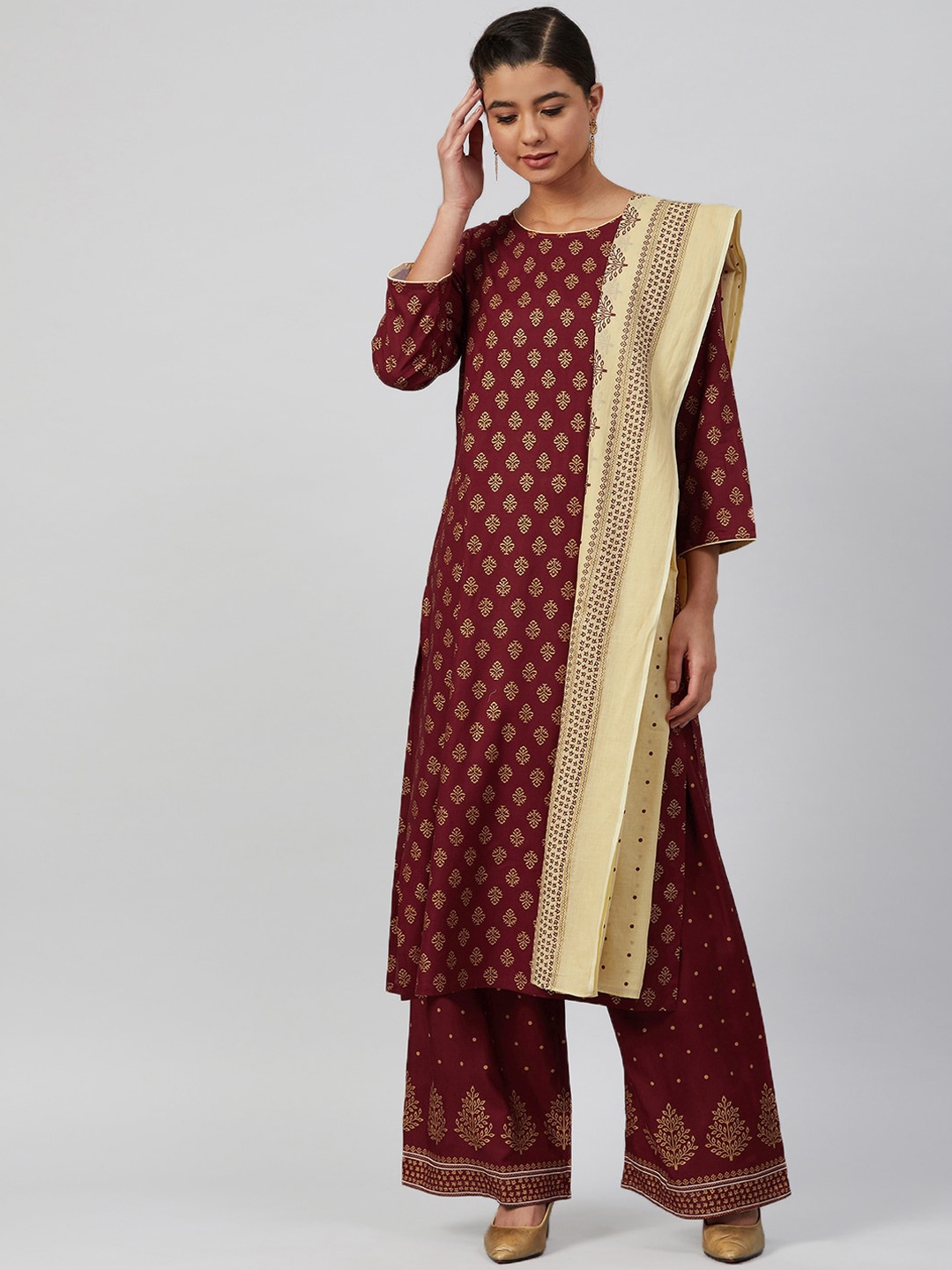 Jompers Women Maroon Ethnic Motifs Printed Panelled Kurti with Palazzos & With Dupatta
Jompers Women Maroon Ethnic Motifs Printed Panelled Kurti with Palazzos & With Dupatta