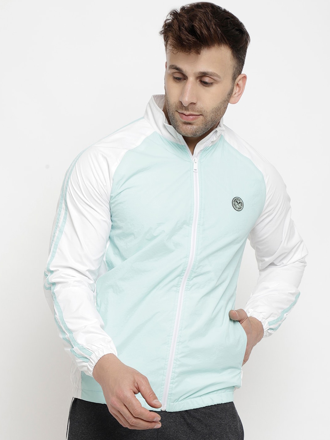 PERFKT-U Men White & Blue Colourblocked Windcheater Antimicrobial Outdoor Sporty Jacket
PERFKT-U Men White & Blue Colourblocked Windcheater Antimicrobial Outdoor Sporty Jacket