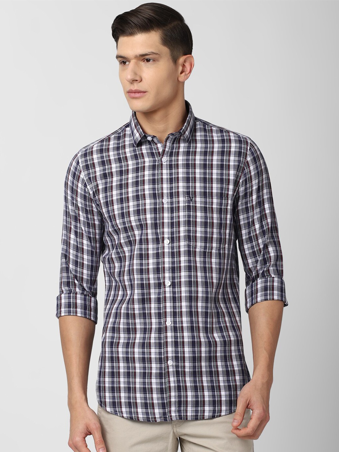 Van Heusen Sport Men Navy Blue Slim Fit Tartan Checks Checked Pure Cotton Casual Shirt
Van Heusen Sport Men Navy Blue Slim Fit Tartan Checks Checked Pure Cotton Casual Shirt