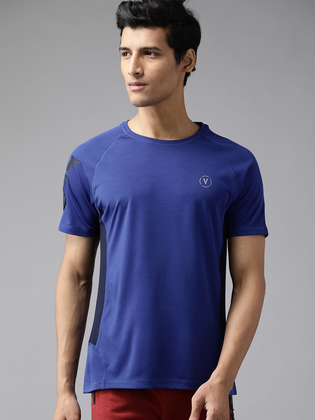 Van Heusen Flex Men Anti Microbial Cooling Sensation Raglan Sleeves T-shirt, Blue
Van Heusen Flex Men Anti Microbial Cooling Sensation Raglan Sleeves T-shirt, Blue