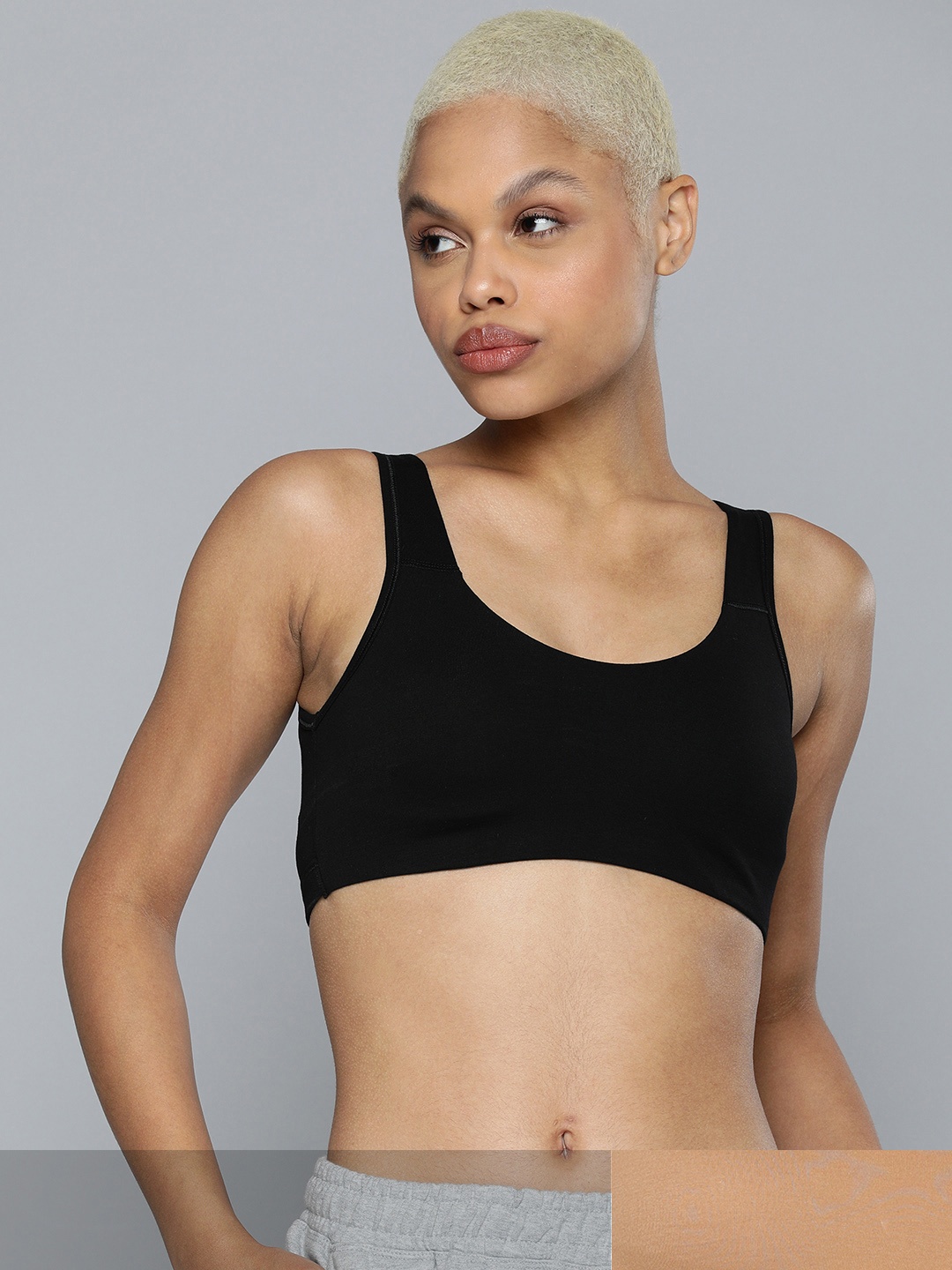 HRX By Hrithik Roshan Women Non Padded Low impact Beige & Black Solid Pack of 2 Sports Bra
HRX By Hrithik Roshan Women Non Padded Low impact Beige & Black Solid Pack of 2 Sports Bra