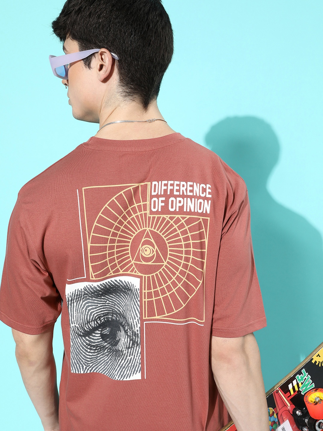 Difference of Opinion Men Dusty Pink & White Pure Cotton Graphic Printed Loose T-shirt, Rose
Difference of Opinion Men Dusty Pink & White Pure Cotton Graphic Printed Loose T-shirt, Rose