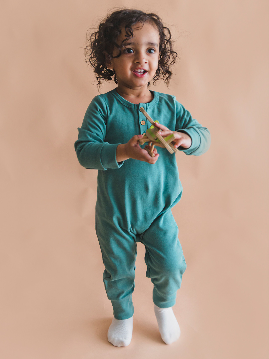 Mamas Boo Infants Green Solid Pure Organic Cotton Sustainable Sustainable Romper
Mamas Boo Infants Green Solid Pure Organic Cotton Sustainable Sustainable Romper