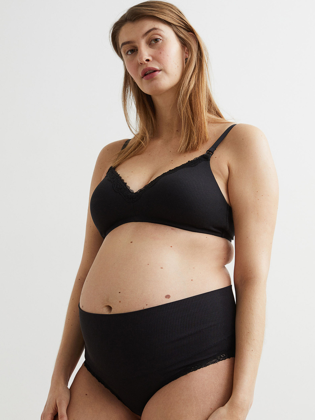 H&M MAMA Pack Of 2 Black & Beige Bikini Briefs
H&M MAMA Pack Of 2 Black & Beige Bikini Briefs