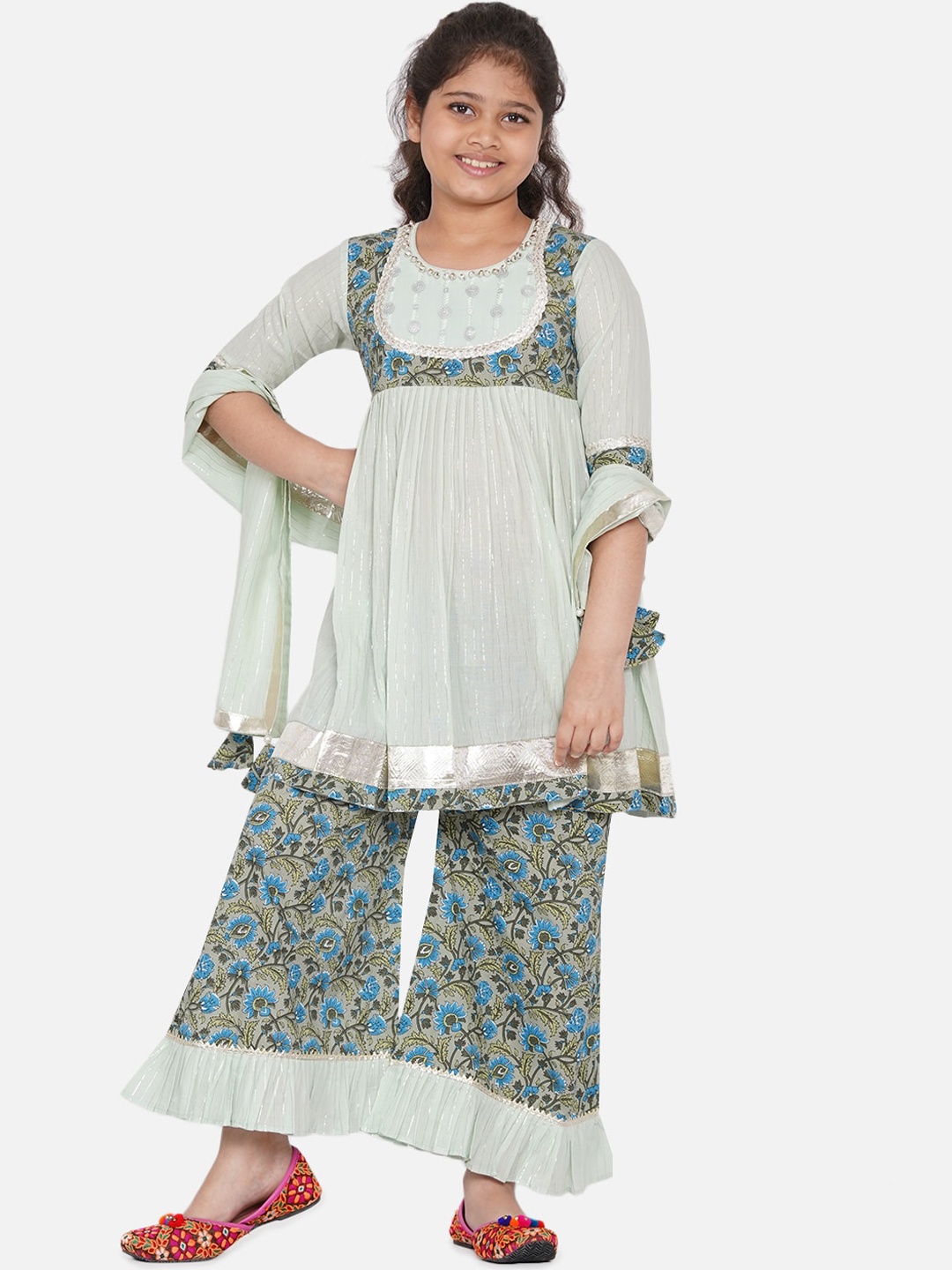 Little Bansi Girls Green & Blue Floral Zardozi Pleated Kurta with Palazzos & Dupatta
Little Bansi Girls Green & Blue Floral Zardozi Pleated Kurta with Palazzos & Dupatta