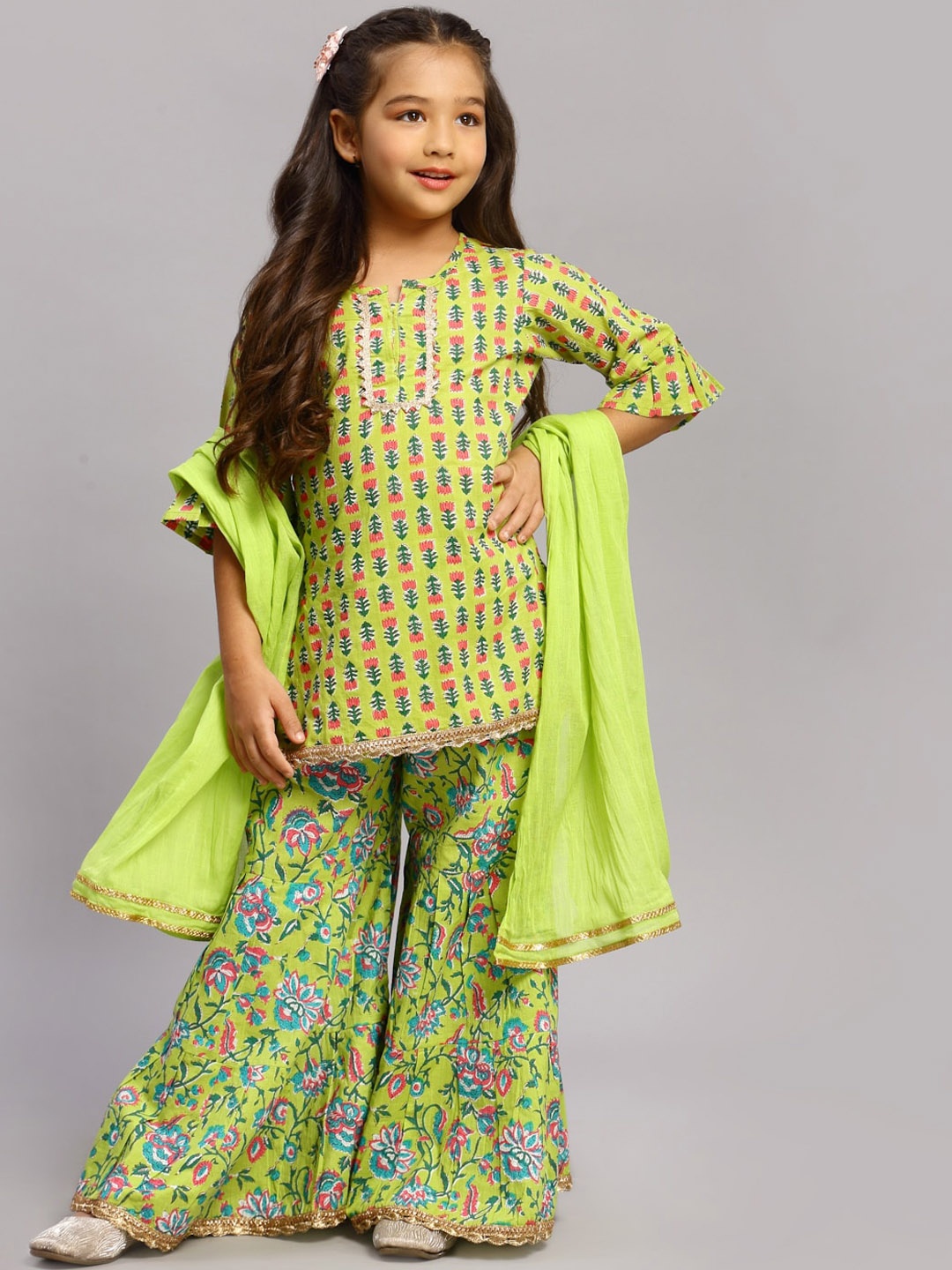 NISHAB Girls Green Ethnic Motifs Empire Pure Cotton Kurti with Sharara & With Dupatta
NISHAB Girls Green Ethnic Motifs Empire Pure Cotton Kurti with Sharara & With Dupatta