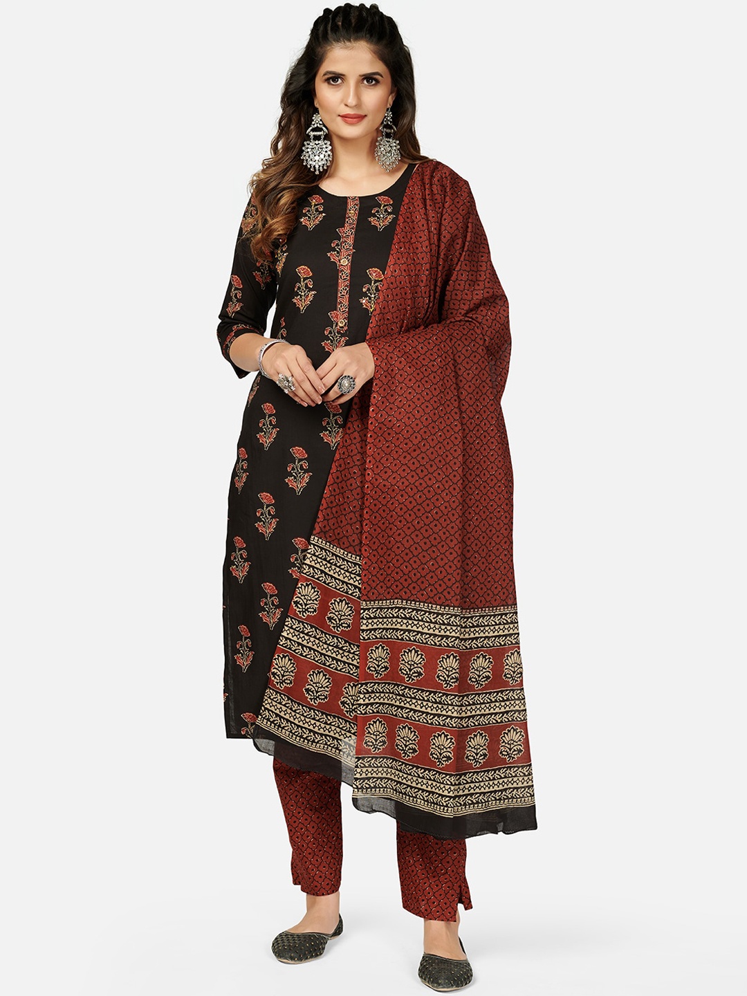 KALINI Women Black Paisley Printed Sequinned Pure Cotton Kurta with Trousers & With Dupatta
KALINI Women Black Paisley Printed Sequinned Pure Cotton Kurta with Trousers & With Dupatta