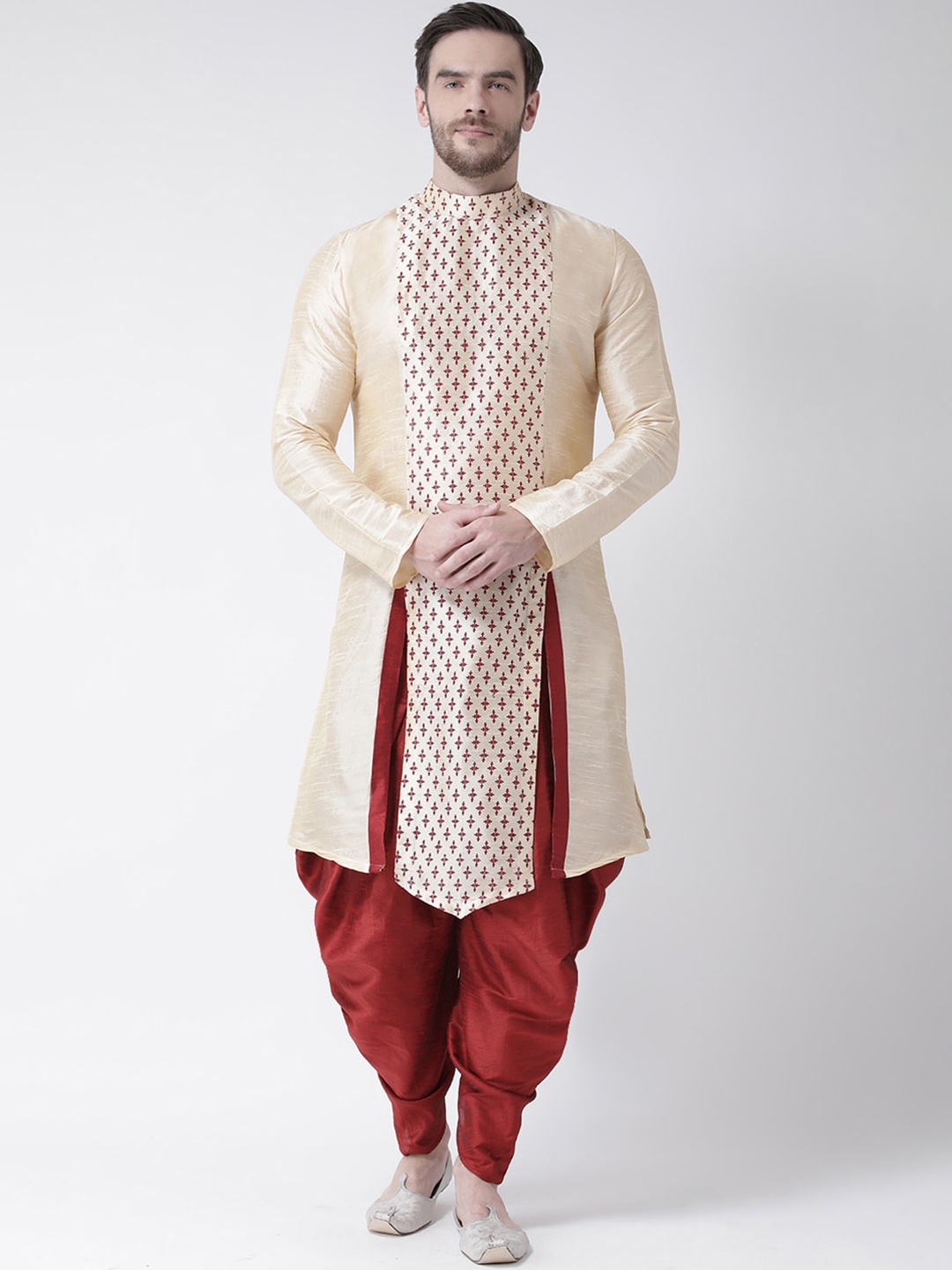 DEYANN Men Cream-Coloured Ethnic Motifs Printed Panelled Dupion Silk Kurta with Patiala
DEYANN Men Cream-Coloured Ethnic Motifs Printed Panelled Dupion Silk Kurta with Patiala