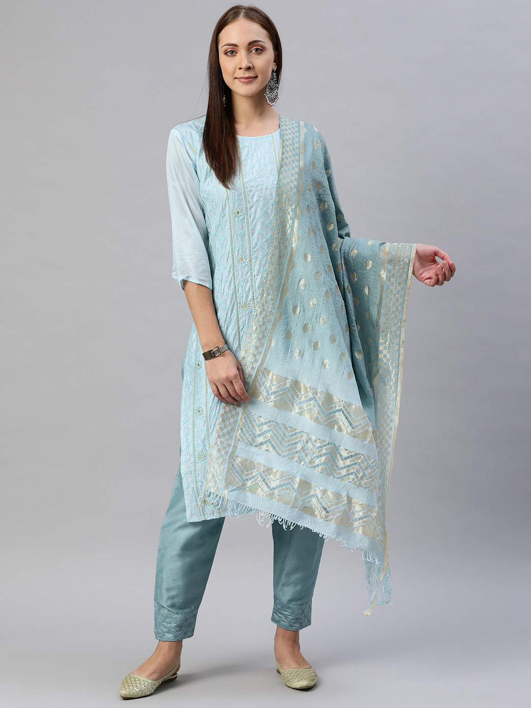 Aarika Women Blue Ethnic Motifs Embroidered Pure Cotton Kurta with Trousers & With Dupatta
Aarika Women Blue Ethnic Motifs Embroidered Pure Cotton Kurta with Trousers & With Dupatta
