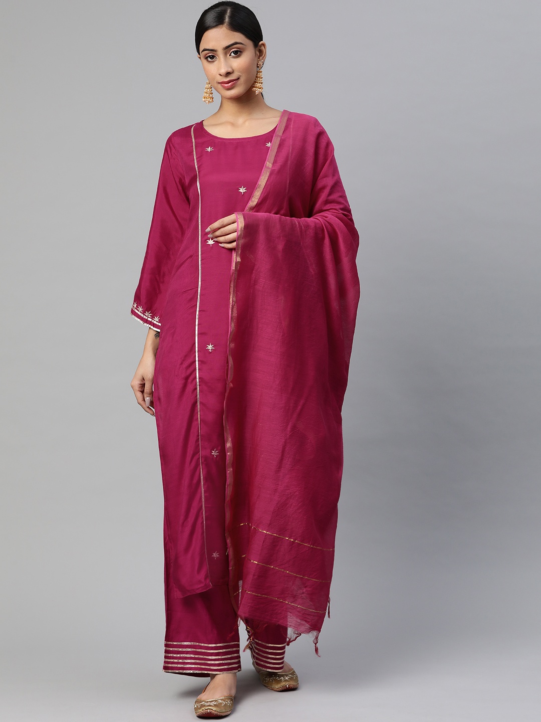 SVARCHI Women Fucshia Ethnic Motifs Embroidered Kurta with Palazzos & Dupatta, Fuchsia
SVARCHI Women Fucshia Ethnic Motifs Embroidered Kurta with Palazzos & Dupatta, Fuchsia