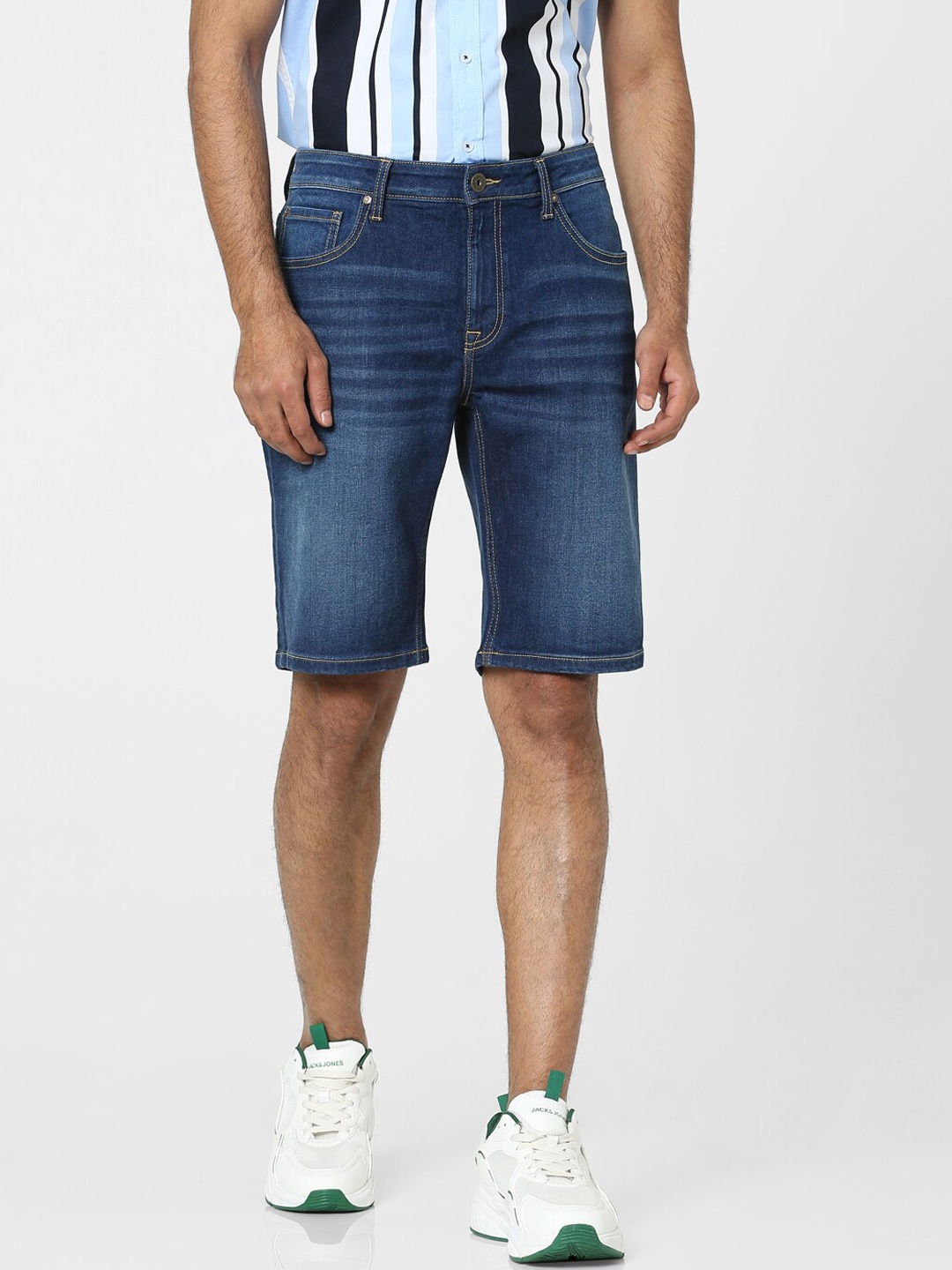 Jack & Jones Men Blue Regular Fit Washed Denim Shorts