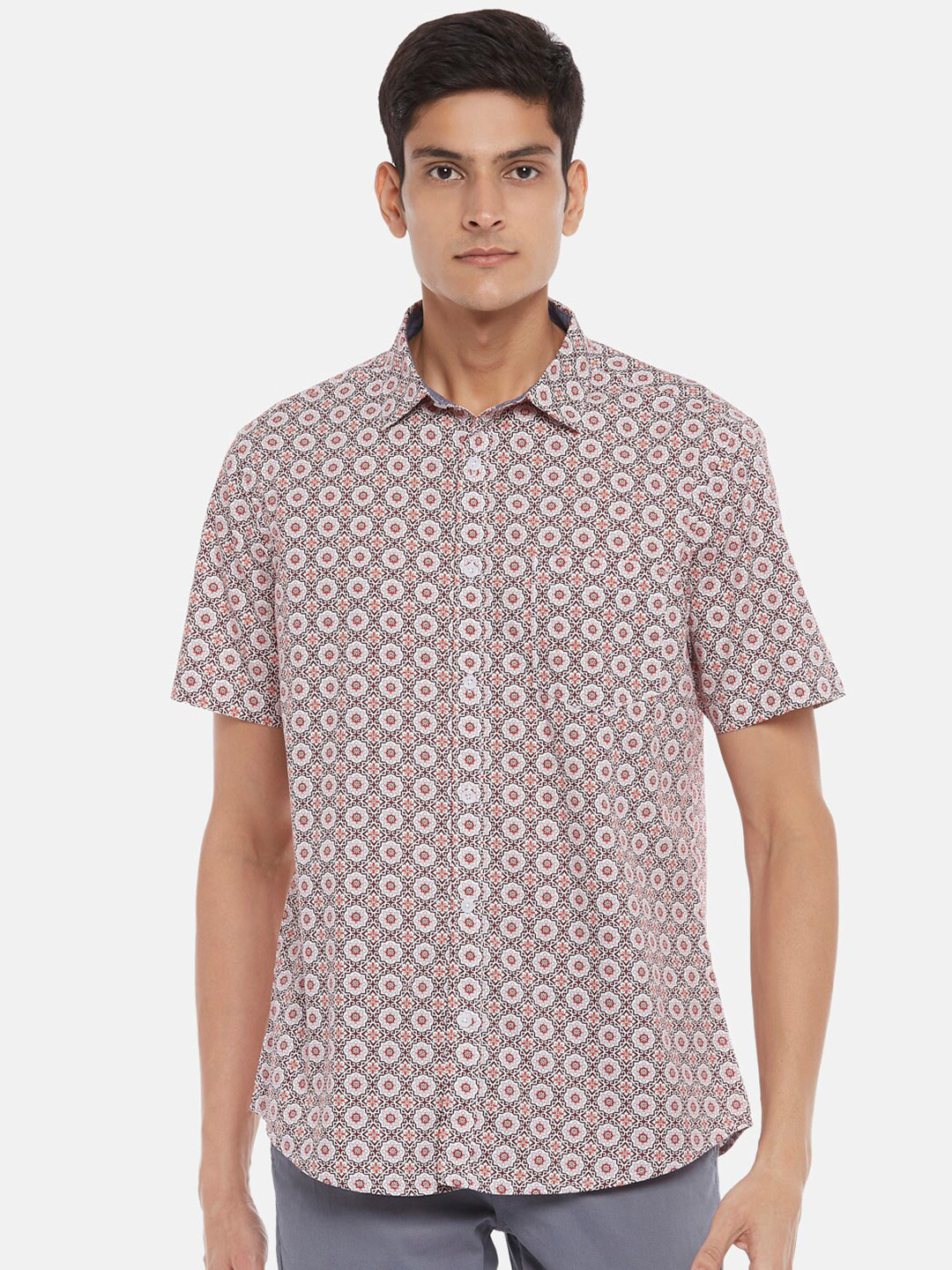 BYFORD by Pantaloons Men Red Slim Fit Floral Printed Cotton Casual Shirt
BYFORD by Pantaloons Men Red Slim Fit Floral Printed Cotton Casual Shirt