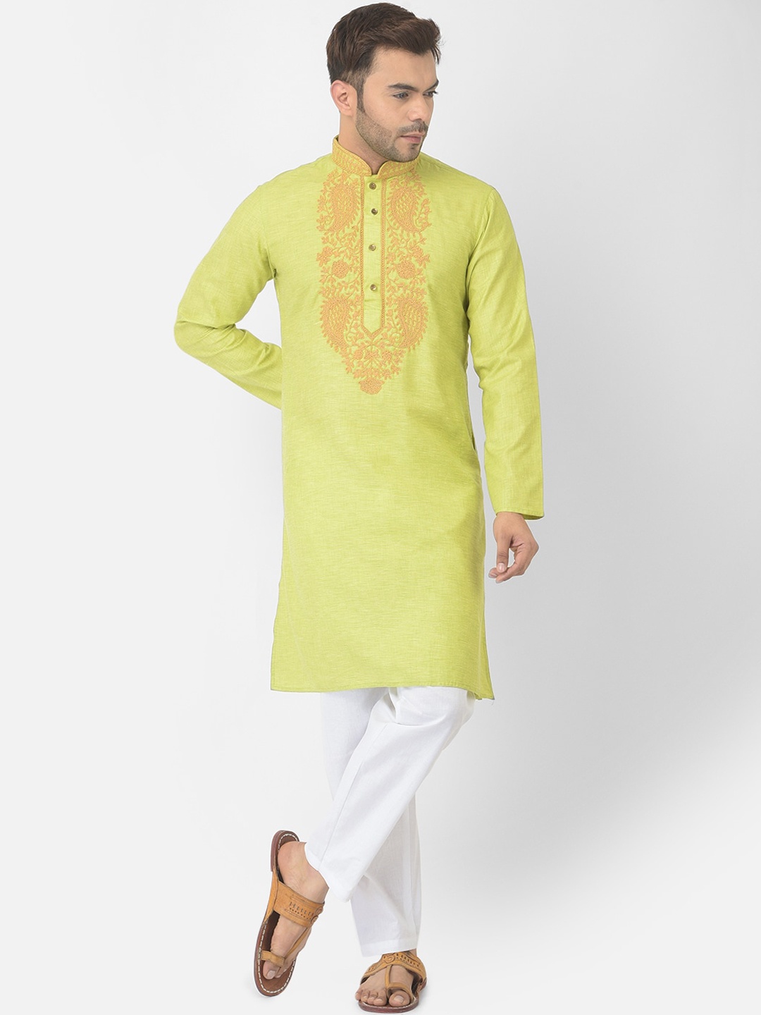 DEYANN Men Green Ethnic Motifs Embroidered Thread Work Pure Cotton Kurta with Pyjamas
DEYANN Men Green Ethnic Motifs Embroidered Thread Work Pure Cotton Kurta with Pyjamas