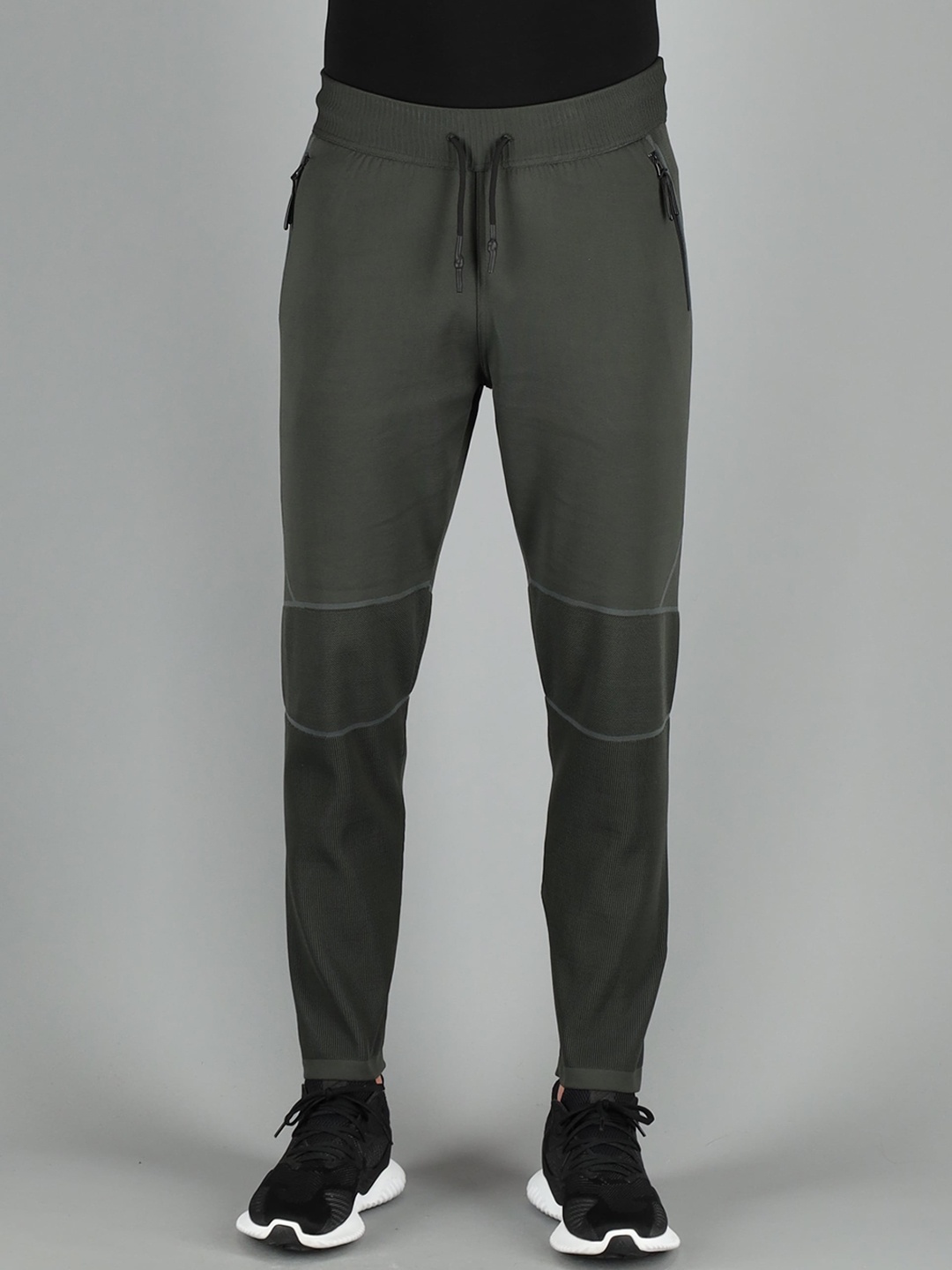 FREESOUL Men Green Solid Track Pants