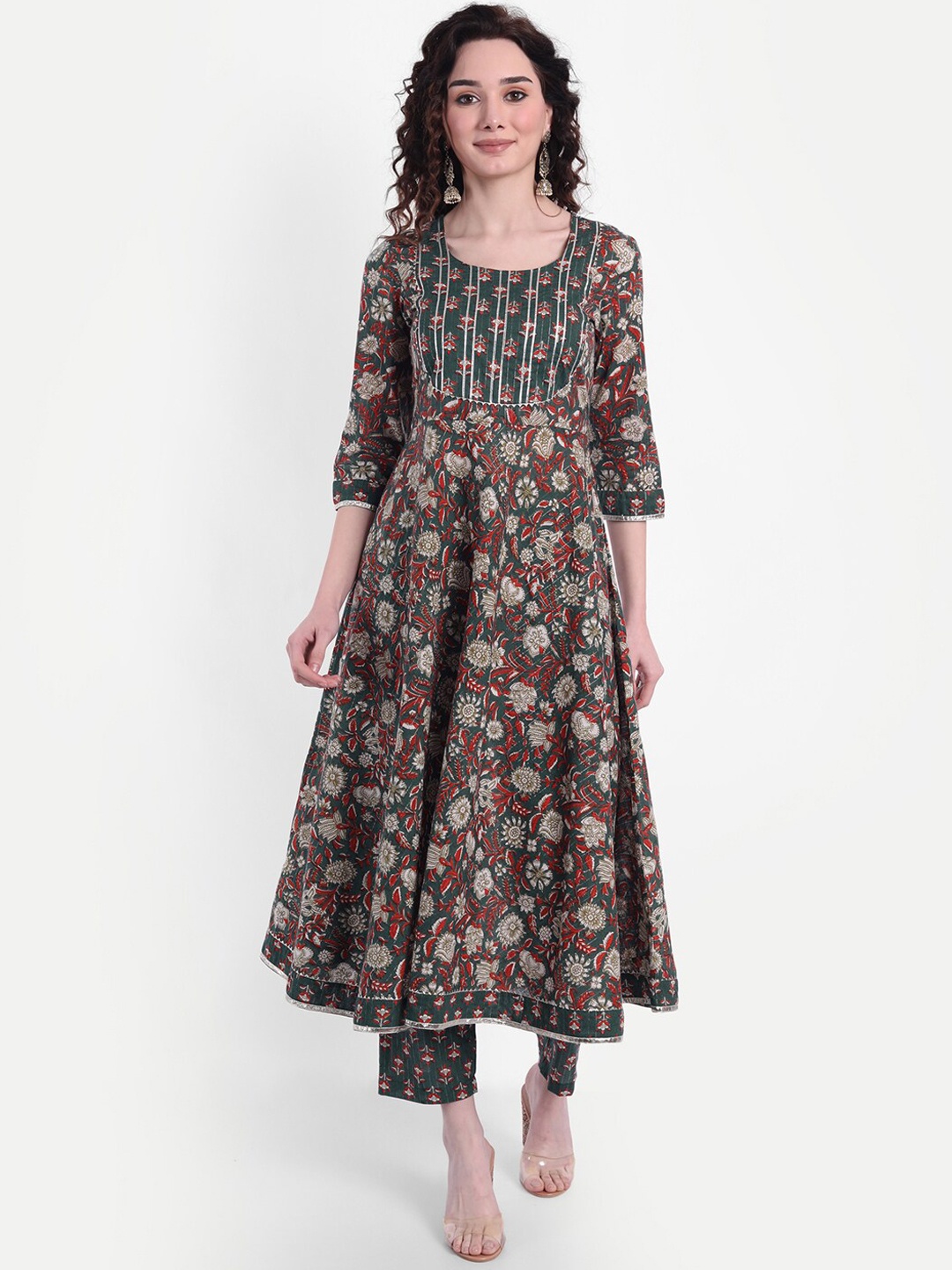 Wyfees Women Green Ethnic Motifs Printed Panelled Gotta Patti Pure Cotton Kurti with Trousers & With Dupatta
Wyfees Women Green Ethnic Motifs Printed Panelled Gotta Patti Pure Cotton Kurti with Trousers & With Dupatta