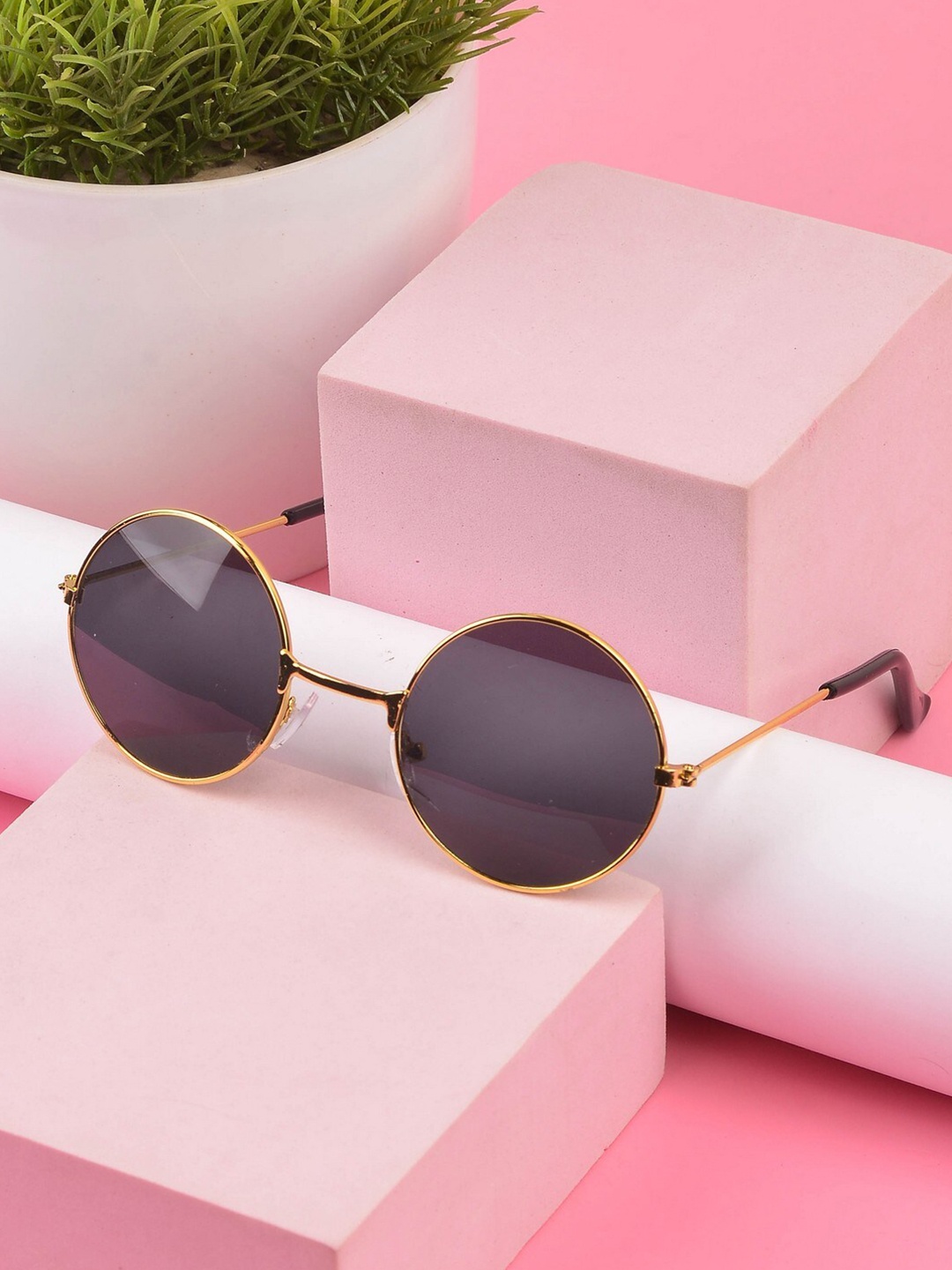 POPLINS Unisex Kids Black Lens & Gold-Toned Round Sunglasses UV Protected Lens GG-1056-B
POPLINS Unisex Kids Black Lens & Gold-Toned Round Sunglasses UV Protected Lens GG-1056-B