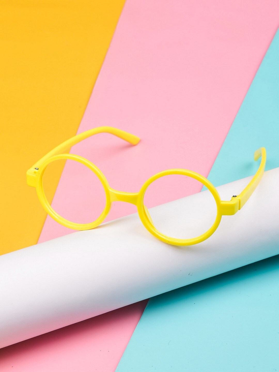 POPLINS Unisex Kids Clear Lens & Yellow Round Sunglasses with UV Protected Lens GG-1058-F, Transparent
POPLINS Unisex Kids Clear Lens & Yellow Round Sunglasses with UV Protected Lens GG-1058-F, Transparent