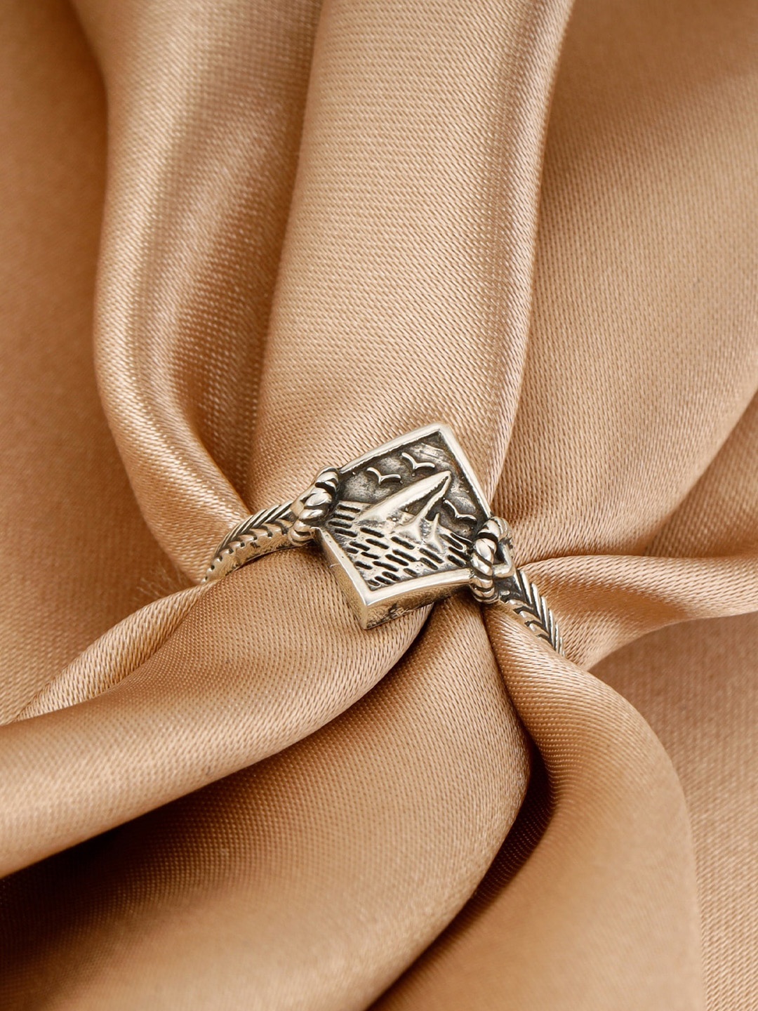 GIVA 925 Sterling Silver Oxidised Riviera Ring
