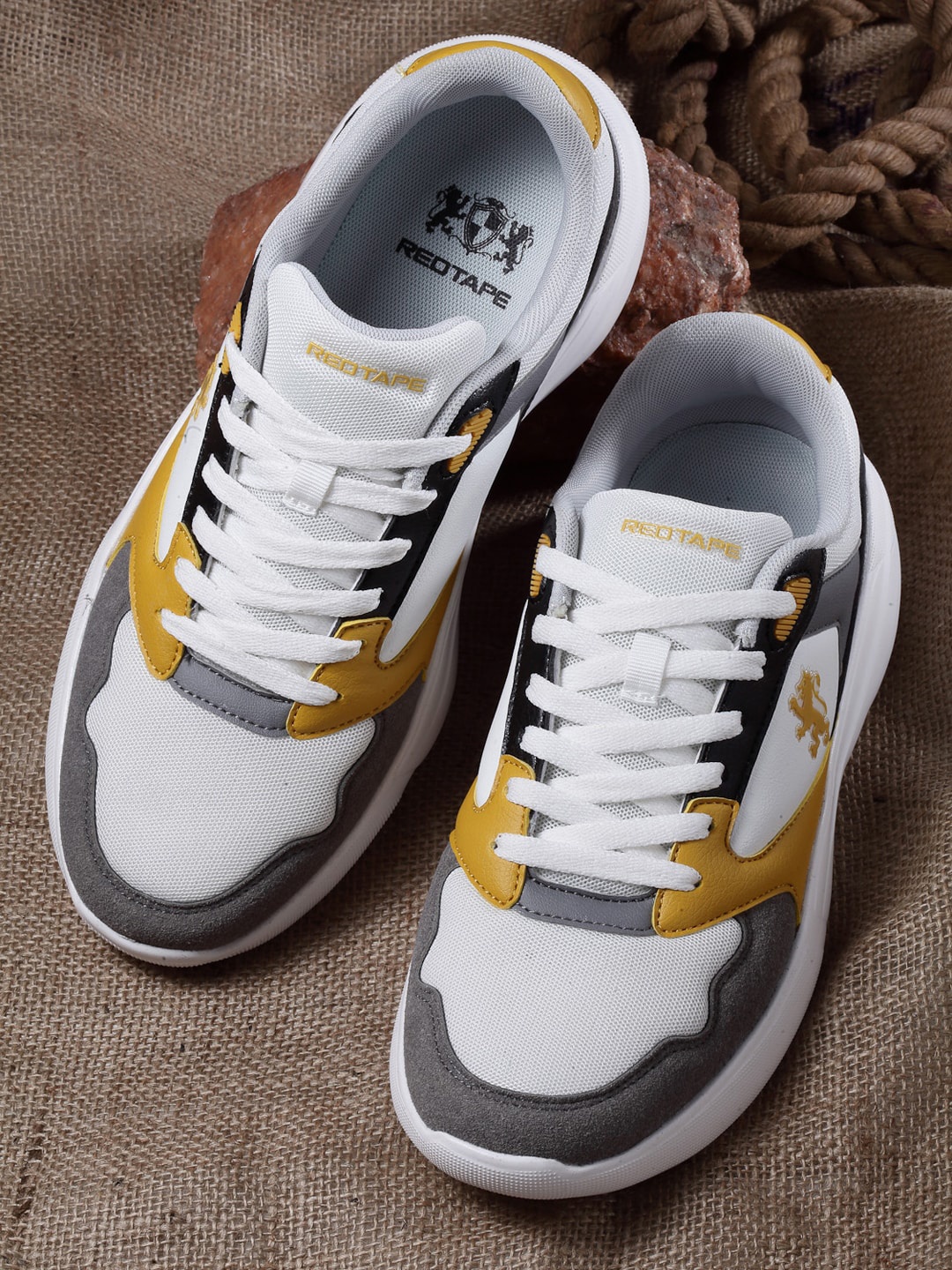 Red Tape Men Grey & White Colourblocked Sneakers