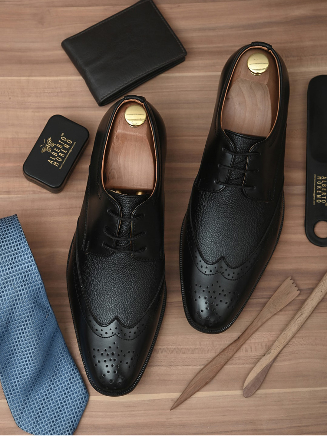 ALBERTO MORENO Men Black Textured Formal Brogues
ALBERTO MORENO Men Black Textured Formal Brogues