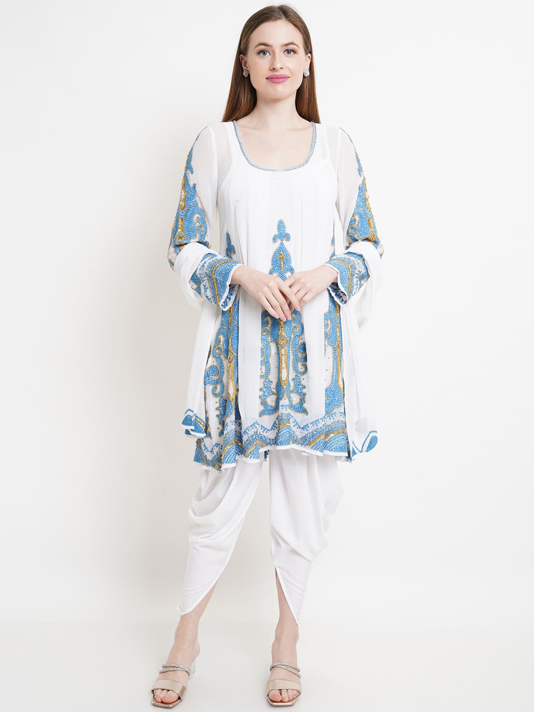 Purple State Women White Ethnic Motifs Embroidered Thread Work Kurti with Dhoti Pants & With Dupatta
Purple State Women White Ethnic Motifs Embroidered Thread Work Kurti with Dhoti Pants & With Dupatta