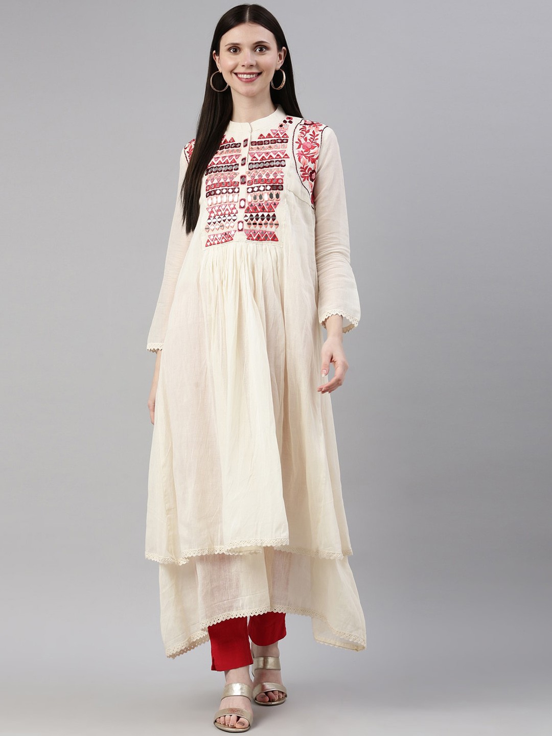 Neerus Women Cream-Coloured Embroidered Keyhole Neck Flared Sleeves Mirror Work Chanderi Silk Chanderi Silk Kurta
Neerus Women Cream-Coloured Embroidered Keyhole Neck Flared Sleeves Mirror Work Chanderi Silk Chanderi Silk Kurta
